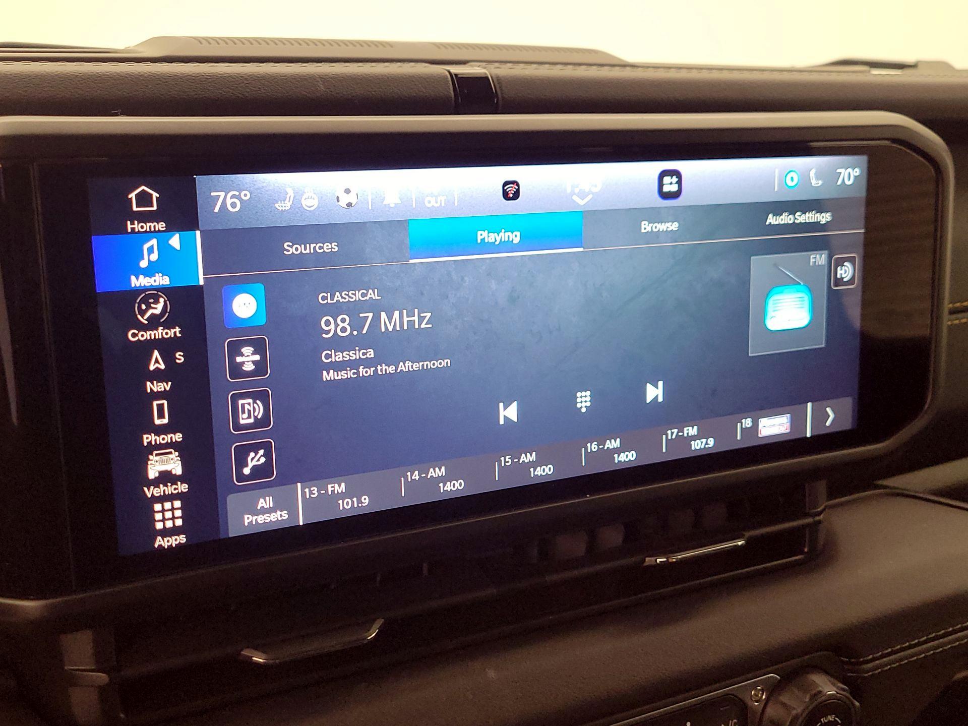 Thumbnail: 2024 Jeep Wrangler - 16