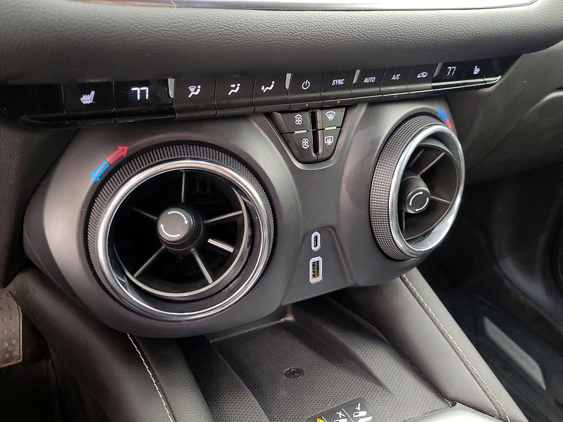 Thumbnail: 2023 Chevrolet Blazer - 16