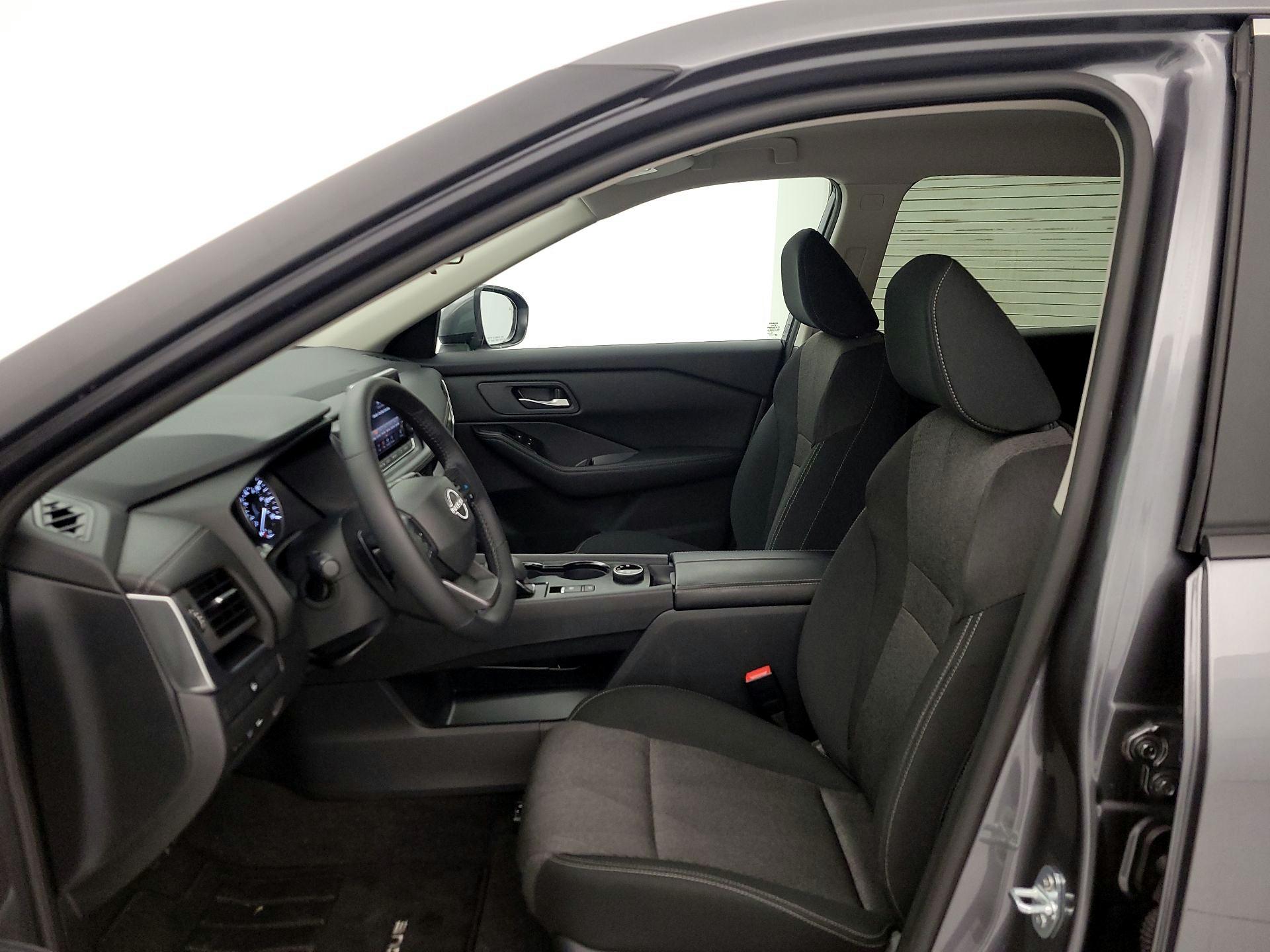 Thumbnail: 2025 Nissan Rogue - 11