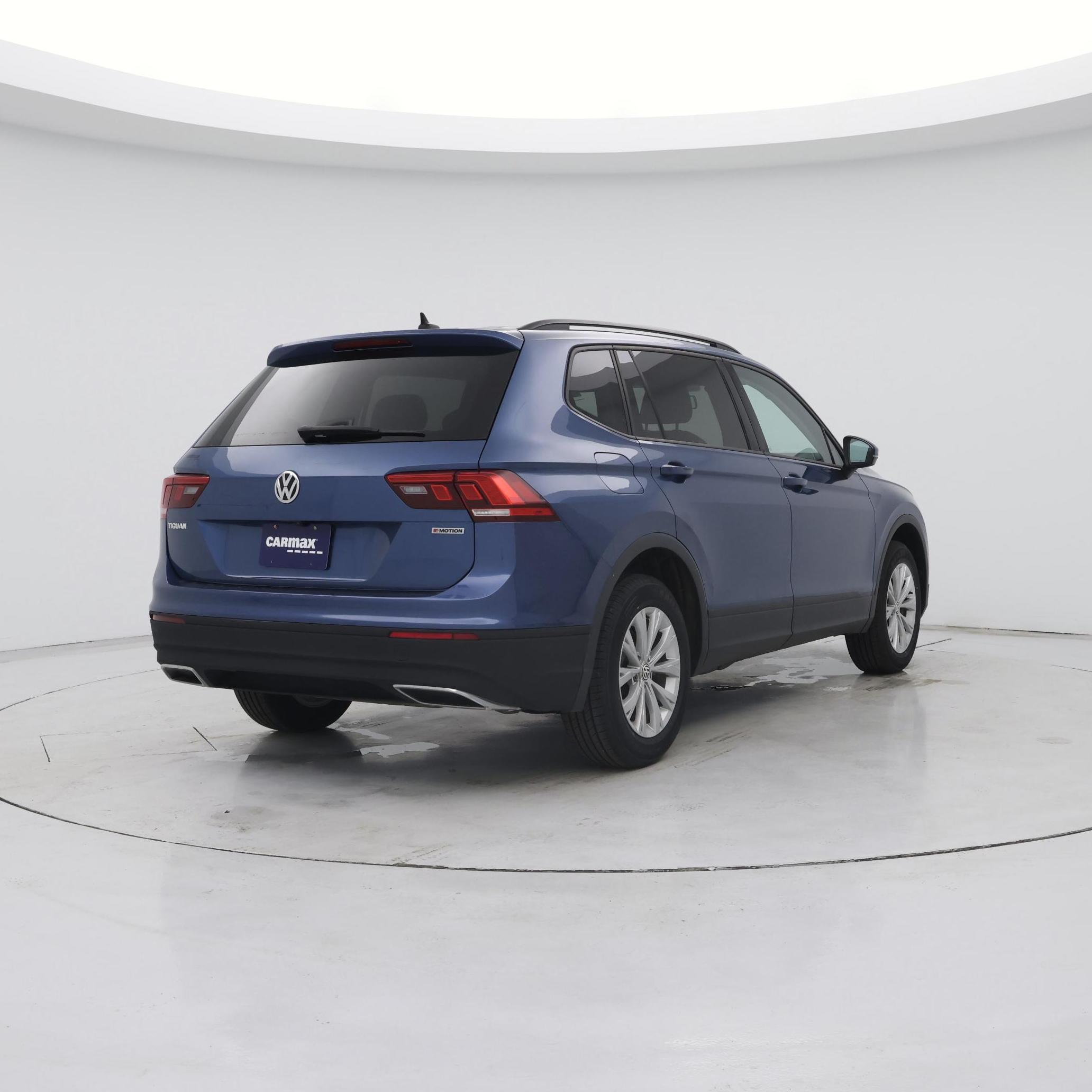 Thumbnail: 2020 Volkswagen Tiguan - 8