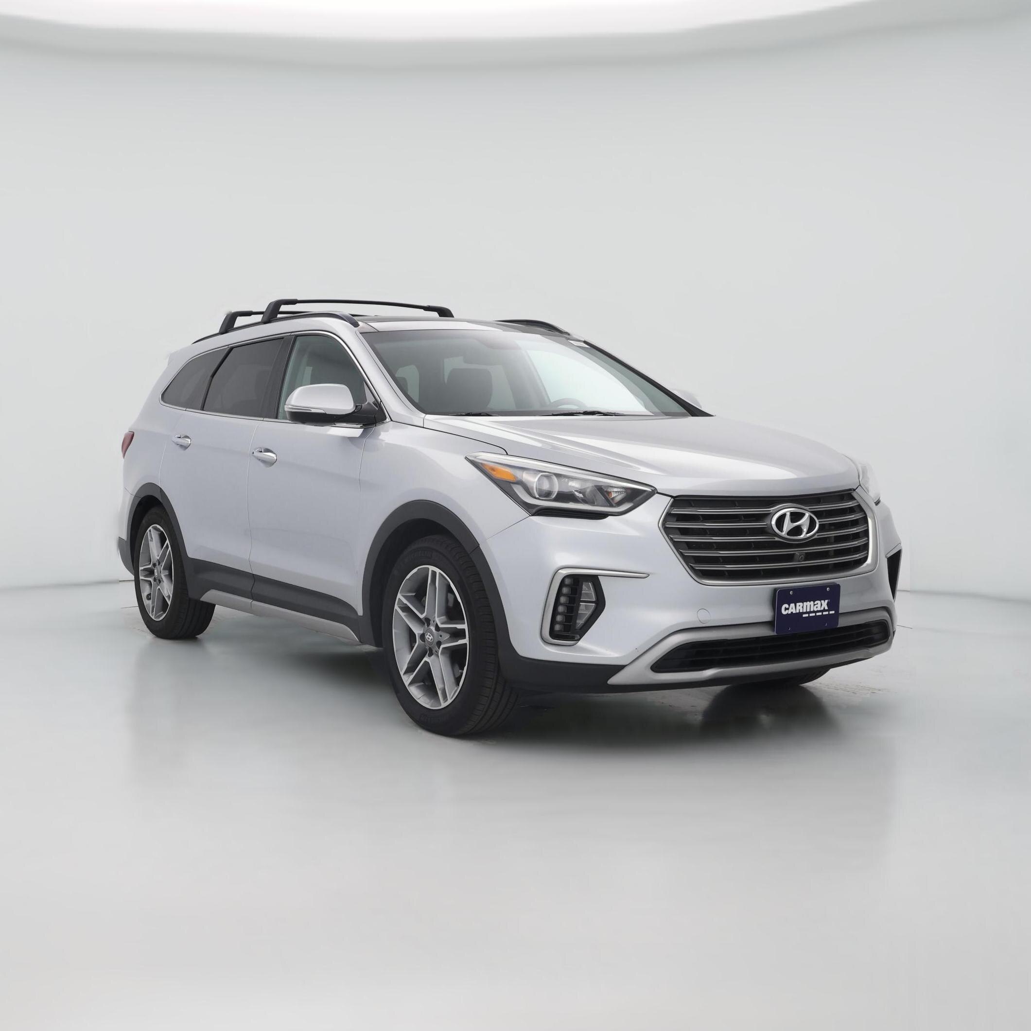 Thumbnail: 2017 Hyundai Santa Fe - 1