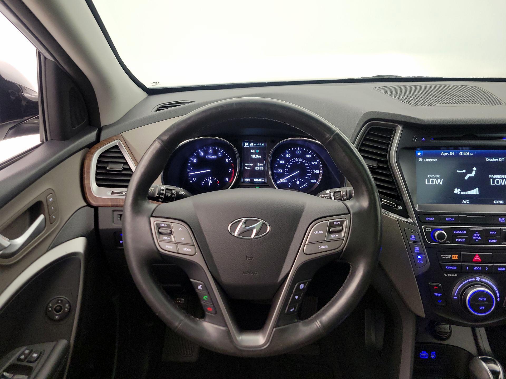 Thumbnail: 2017 Hyundai Santa Fe - 10