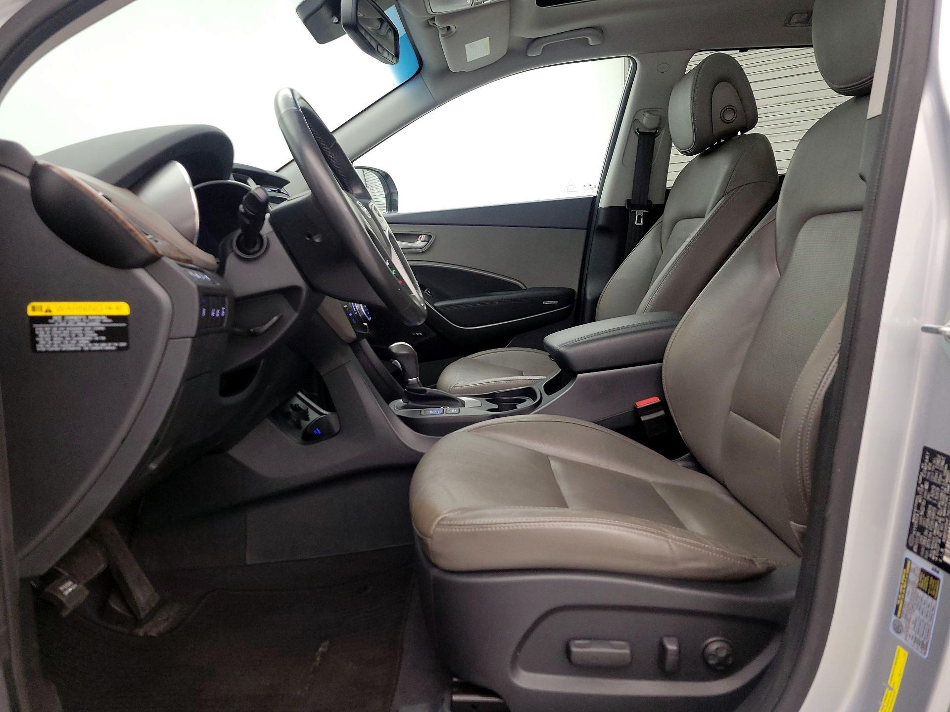 Thumbnail: 2017 Hyundai Santa Fe - 11