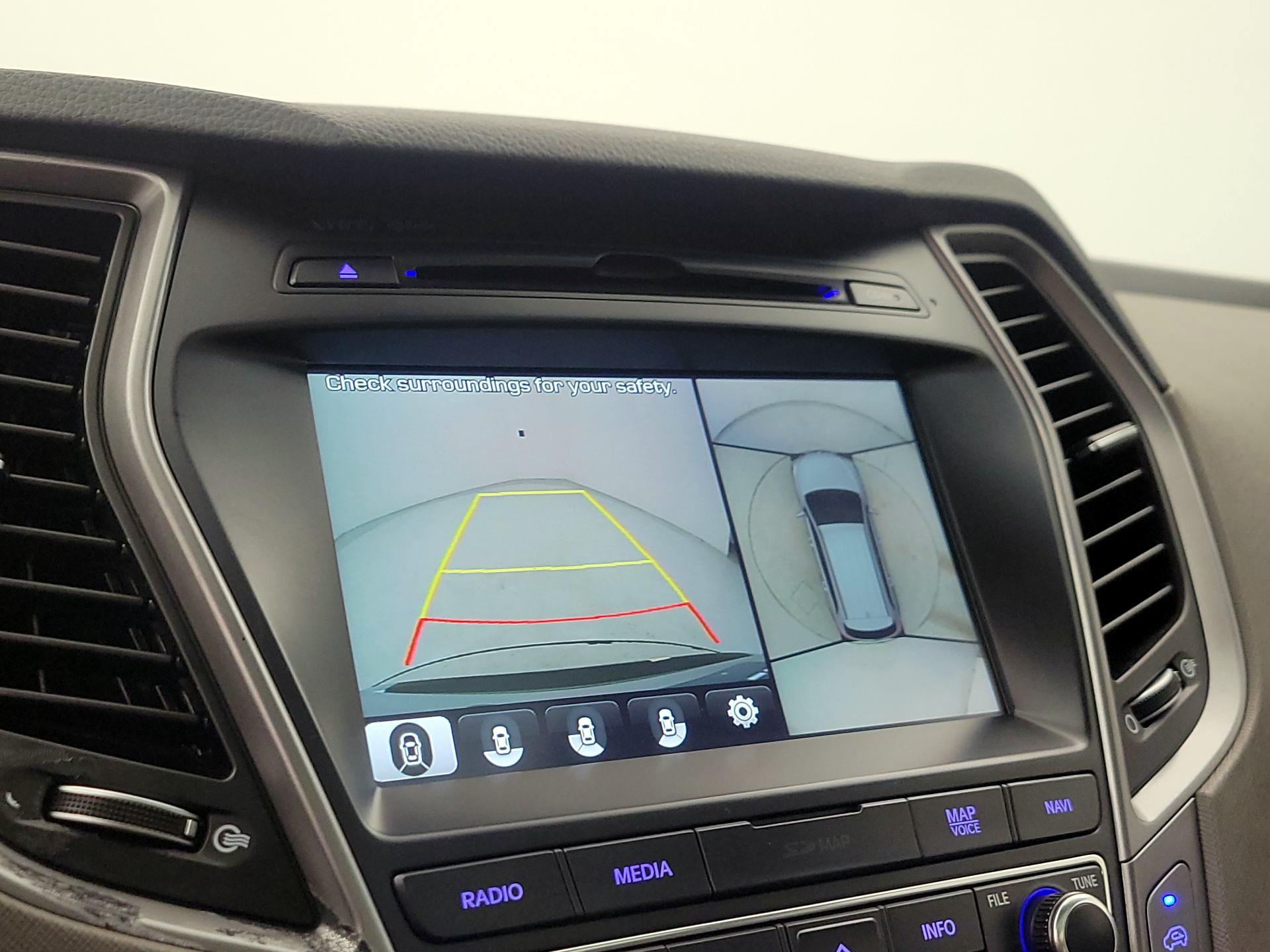 Thumbnail: 2017 Hyundai Santa Fe - 15