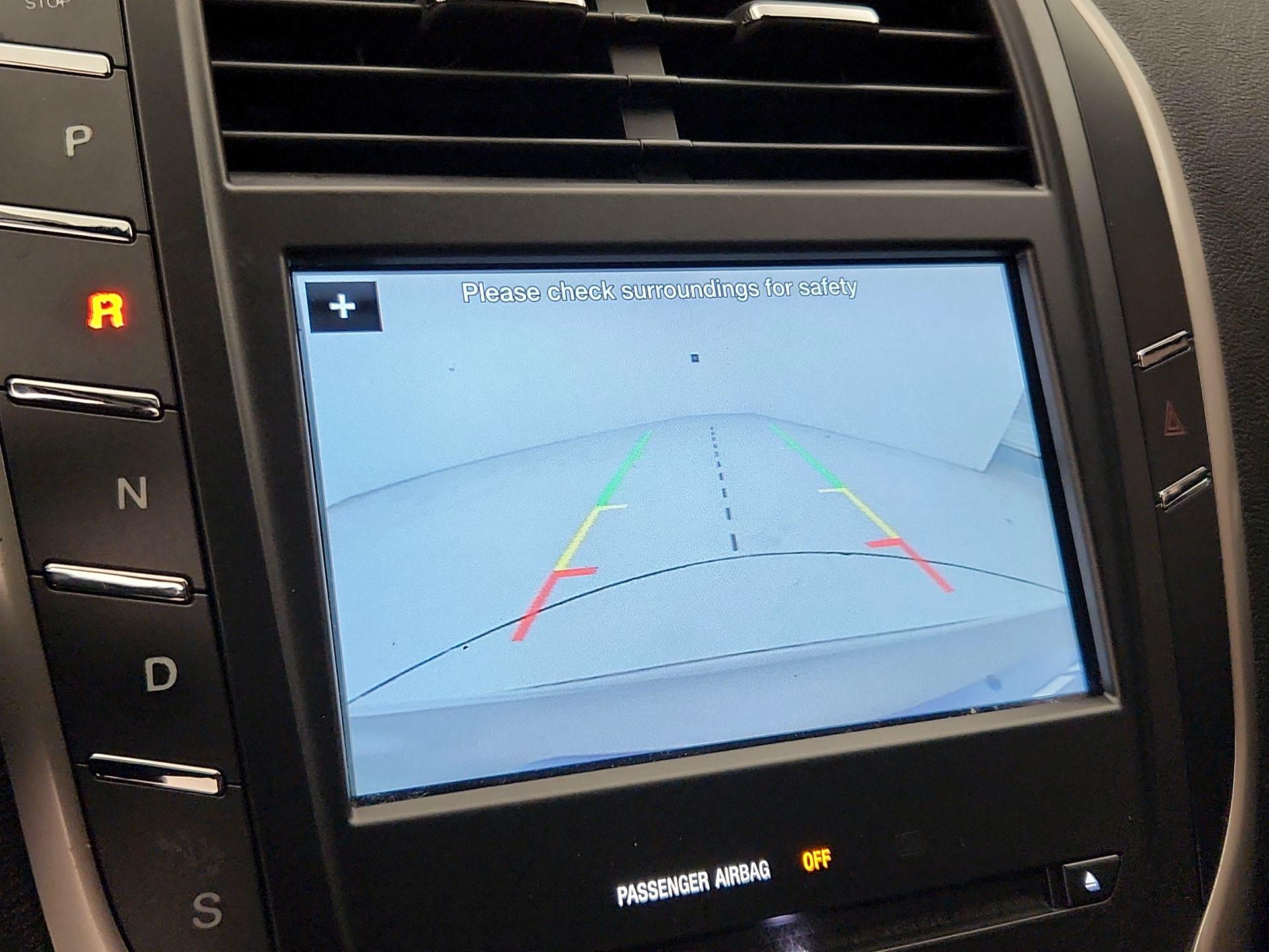 Thumbnail: 2016 Lincoln MKC - 14