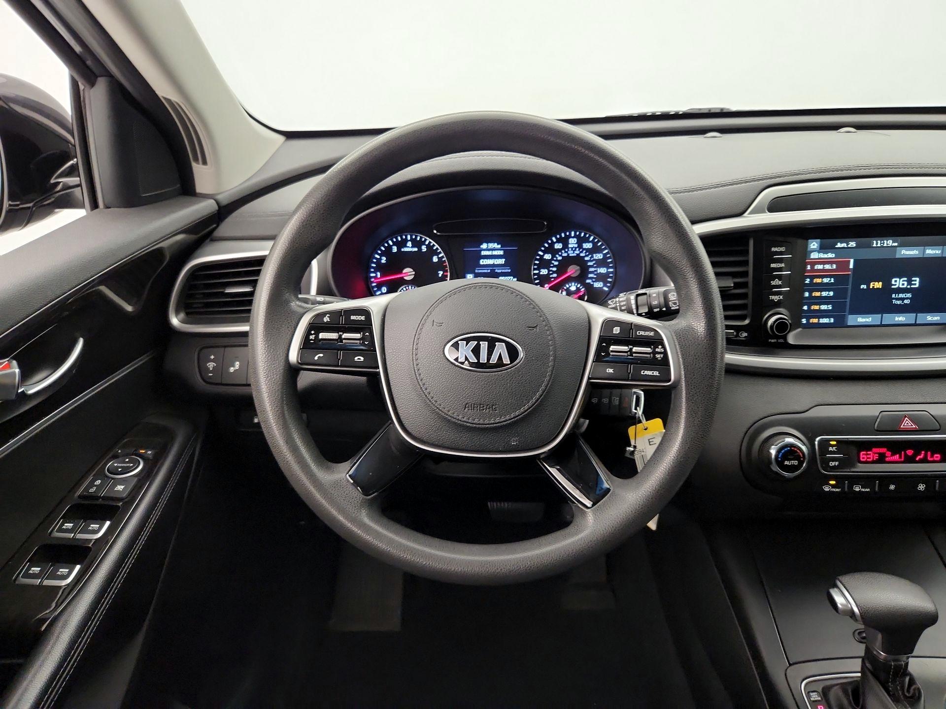 Thumbnail: 2019 Kia Sorento - 10