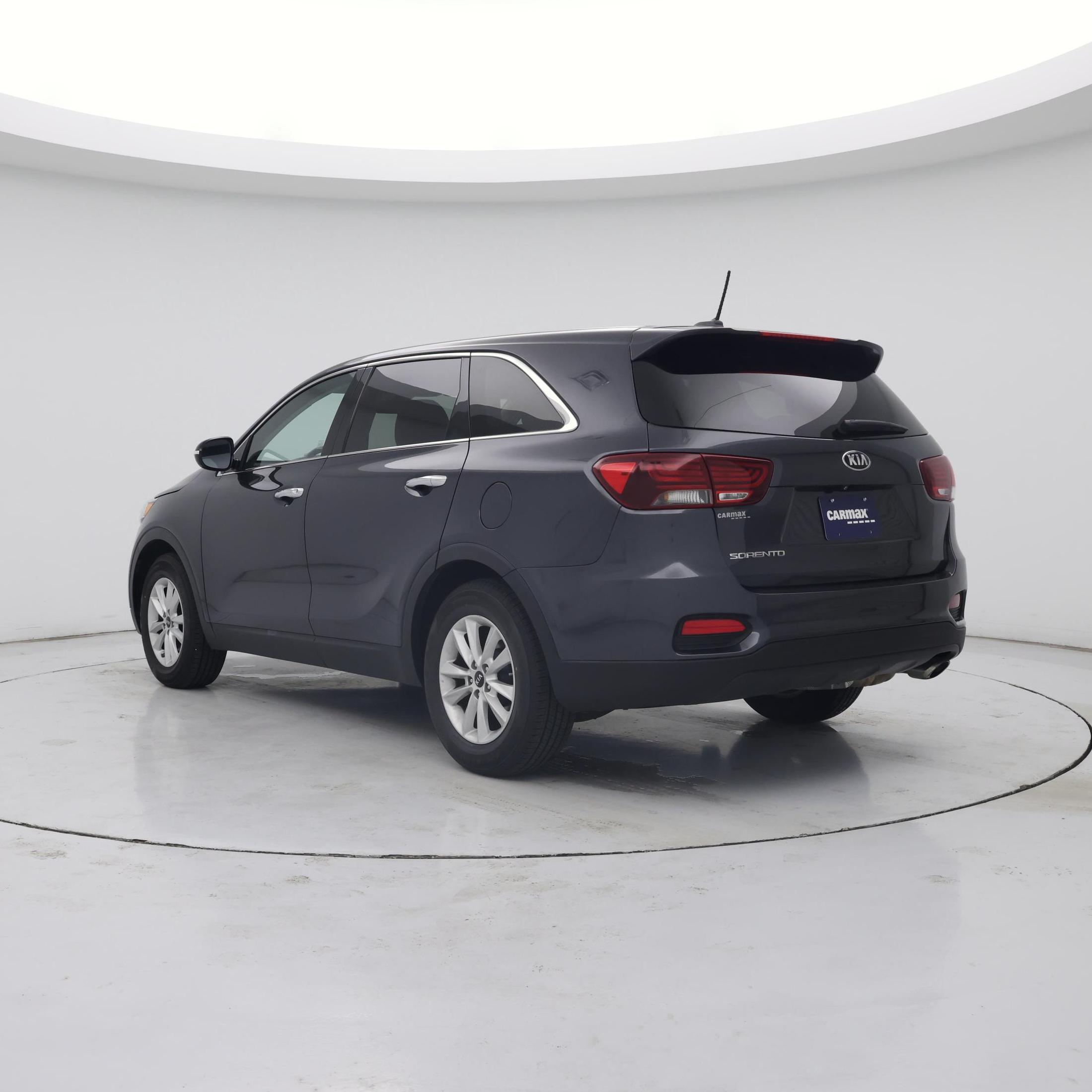 Thumbnail: 2019 Kia Sorento - 2