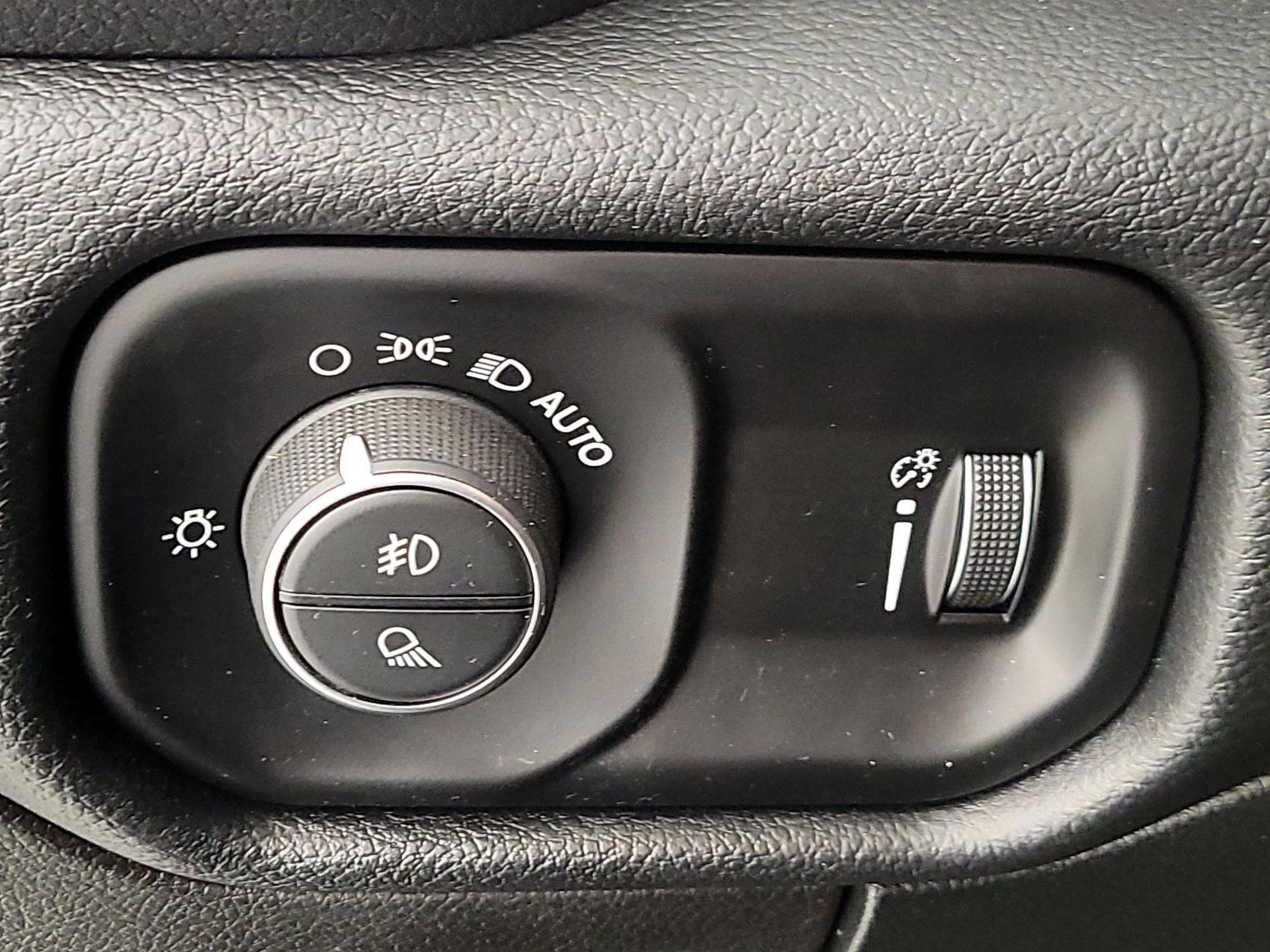 Thumbnail: 2020 RAM 1500 - 13