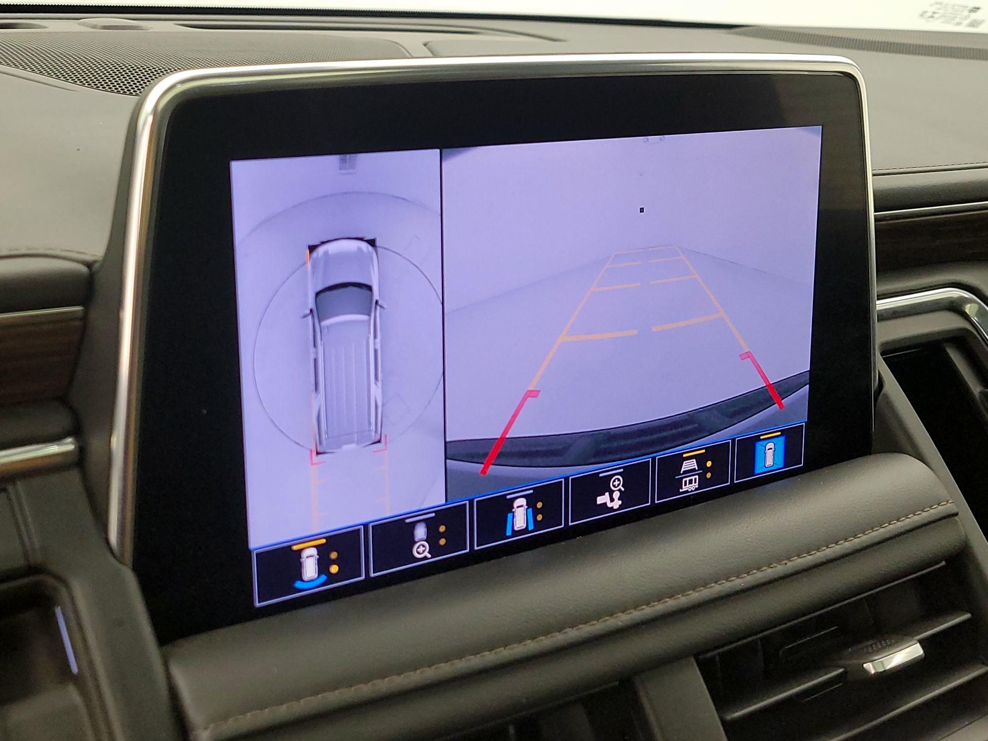 Thumbnail: 2021 Chevrolet Suburban - 14