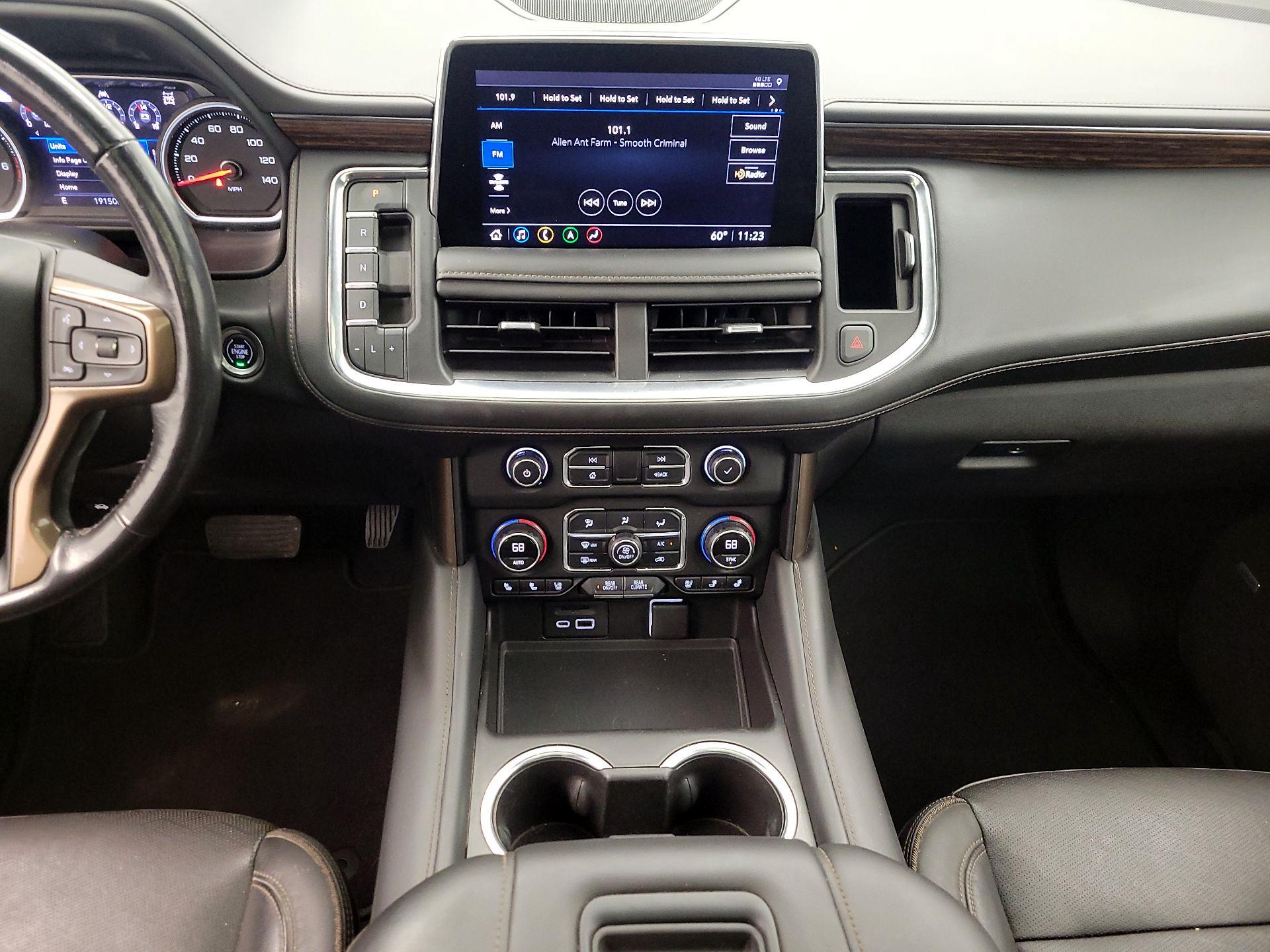 Thumbnail: 2021 Chevrolet Suburban - 17