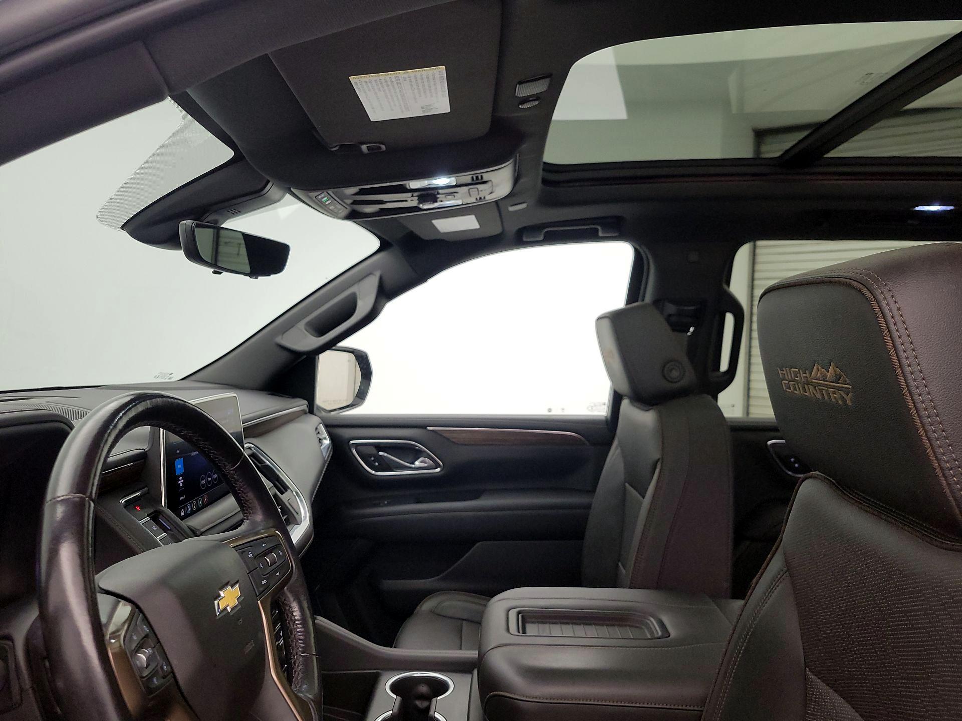 Thumbnail: 2021 Chevrolet Suburban - 19