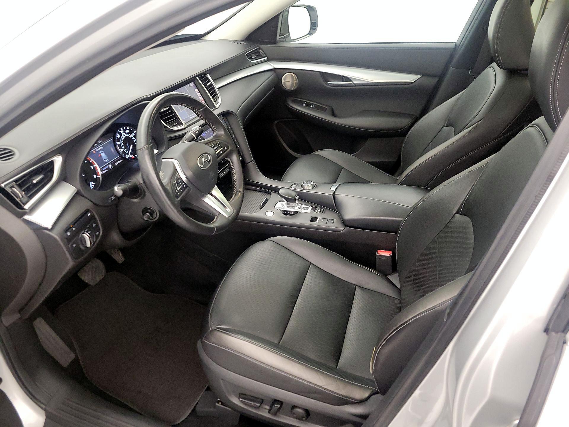 Thumbnail: 2019 INFINITI QX50 - 11