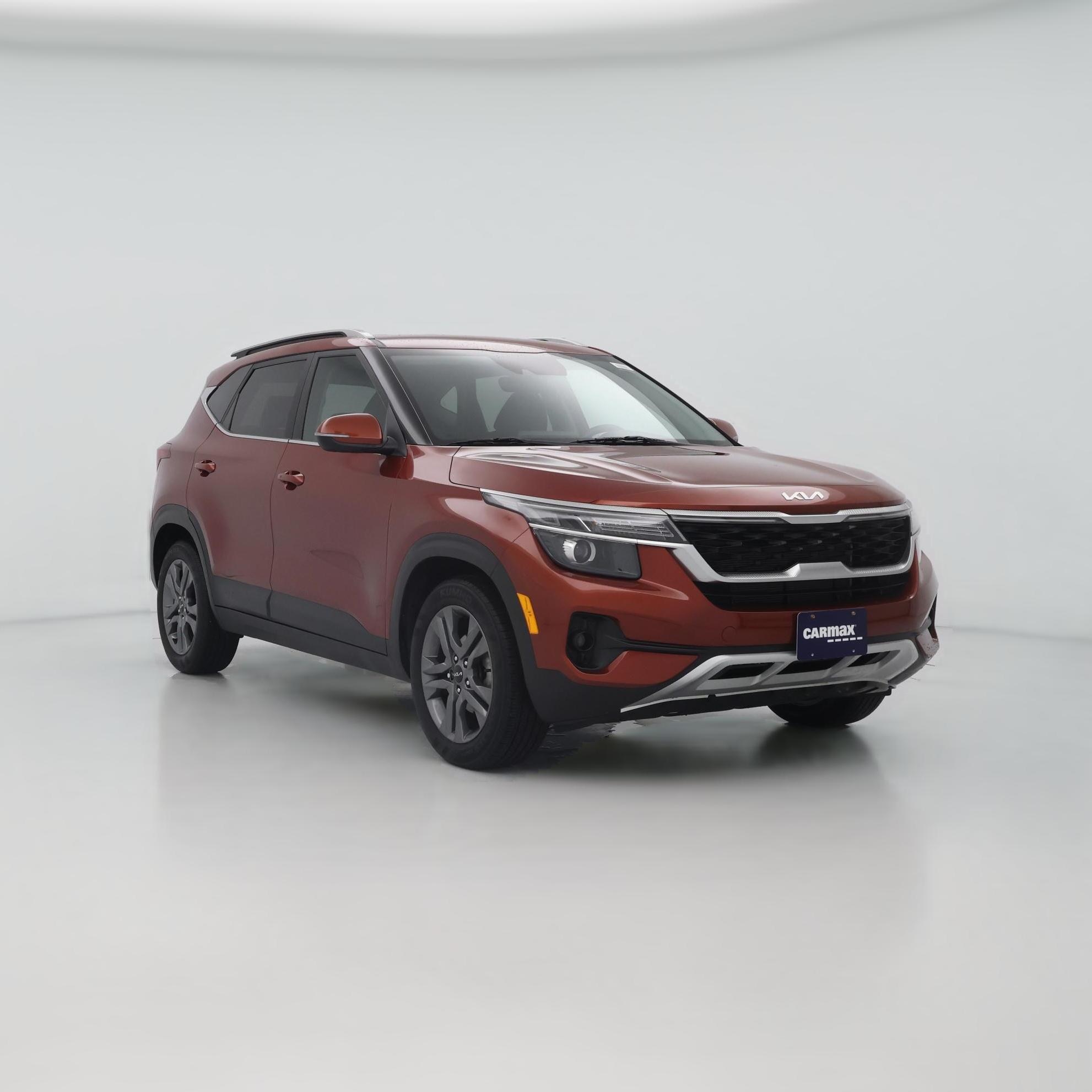 Thumbnail: 2023 Kia Seltos - 1