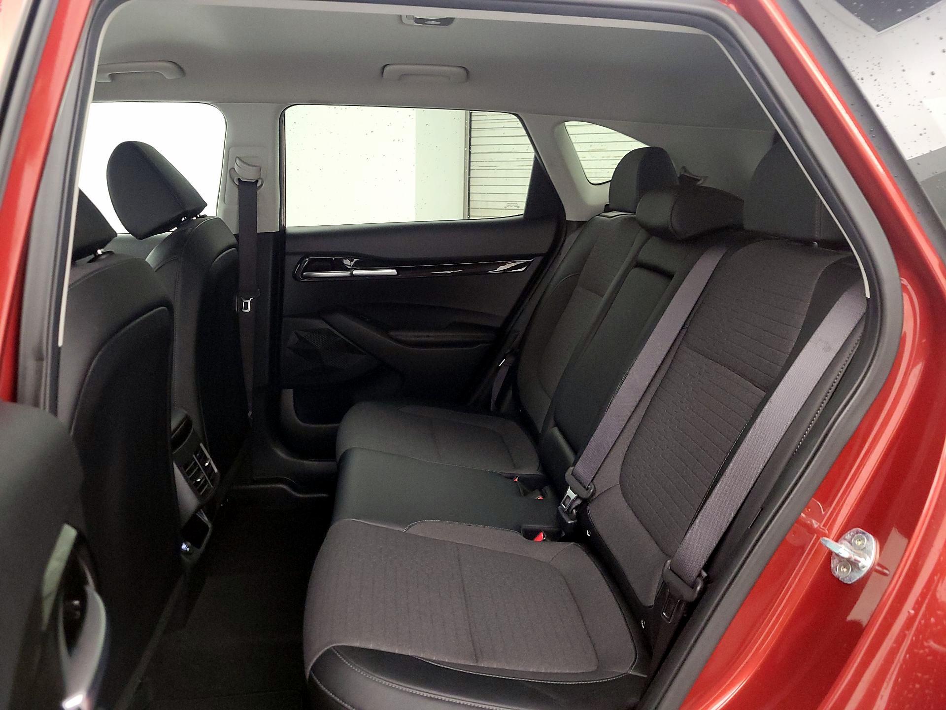 Thumbnail: 2023 Kia Seltos - 20