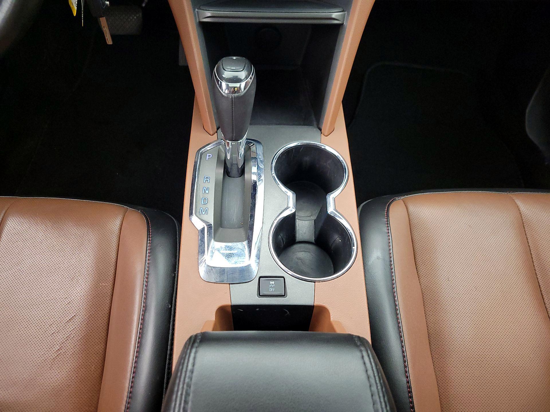 Thumbnail: 2016 Chevrolet Equinox - 17