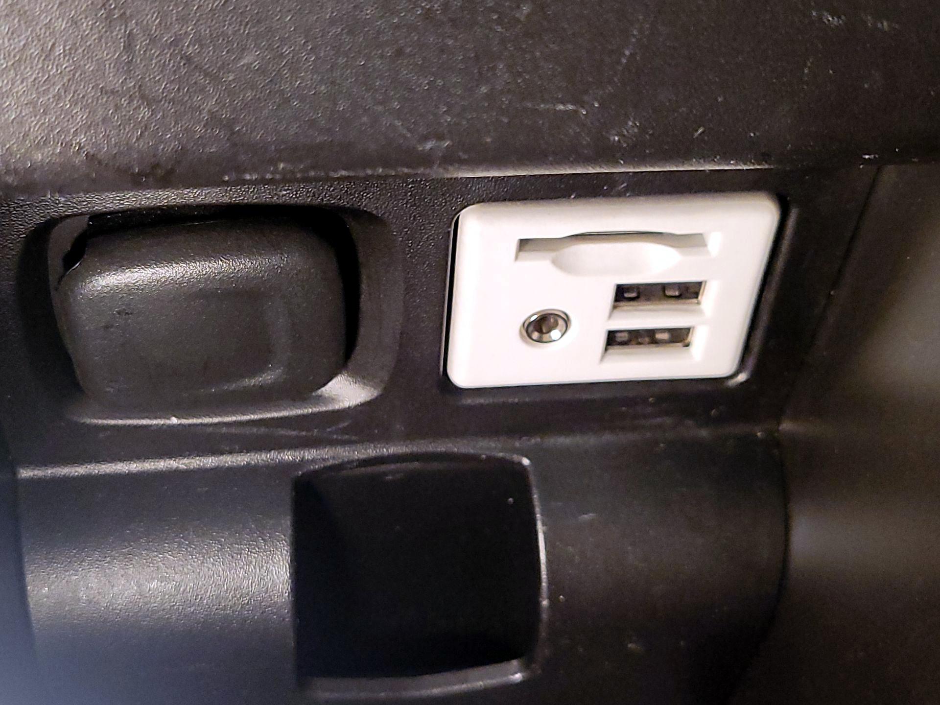 Thumbnail: 2015 Chevrolet Impala - 19