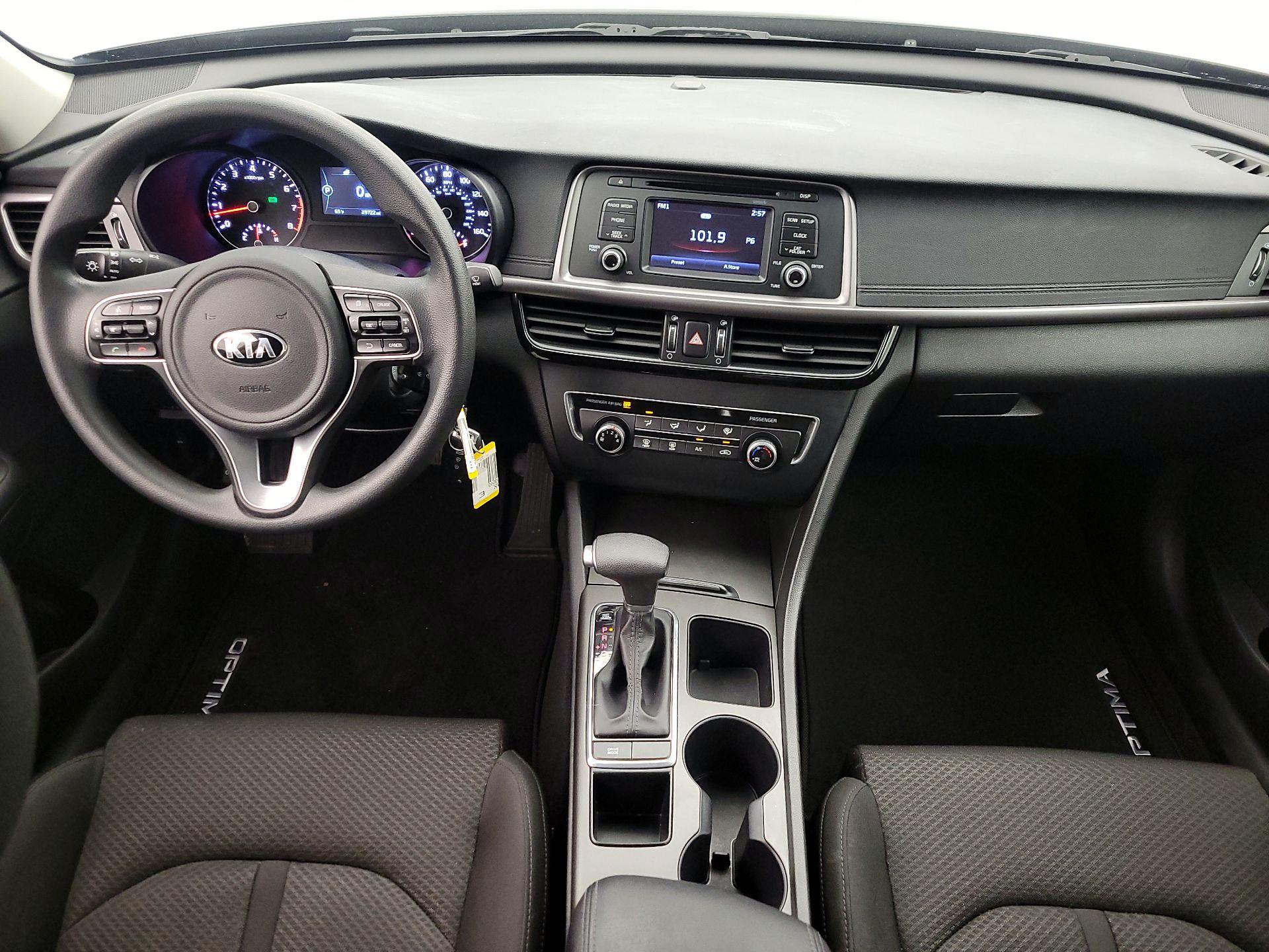 Thumbnail: 2016 Kia Optima - 9