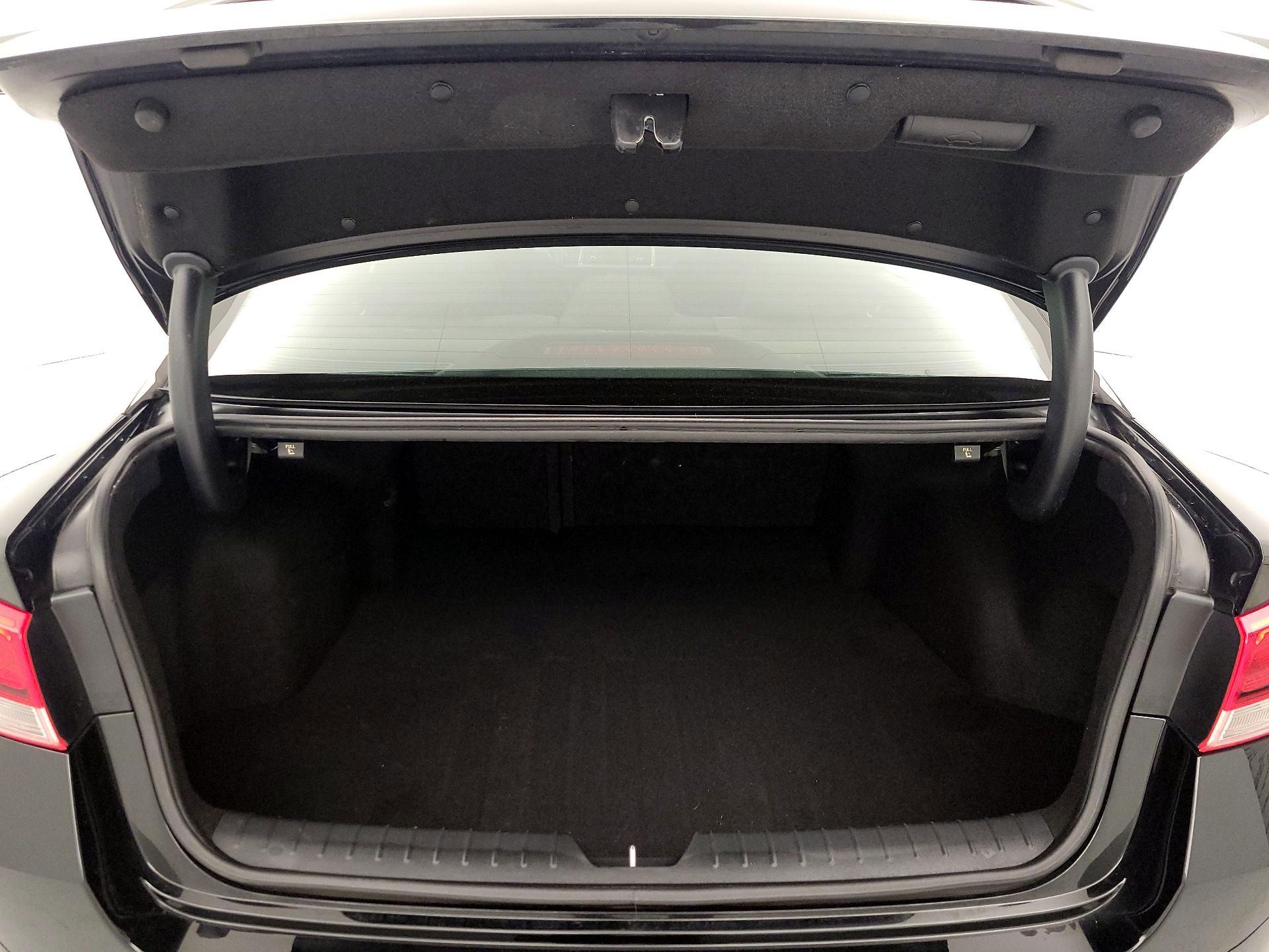 Thumbnail: 2016 Kia Optima - 20