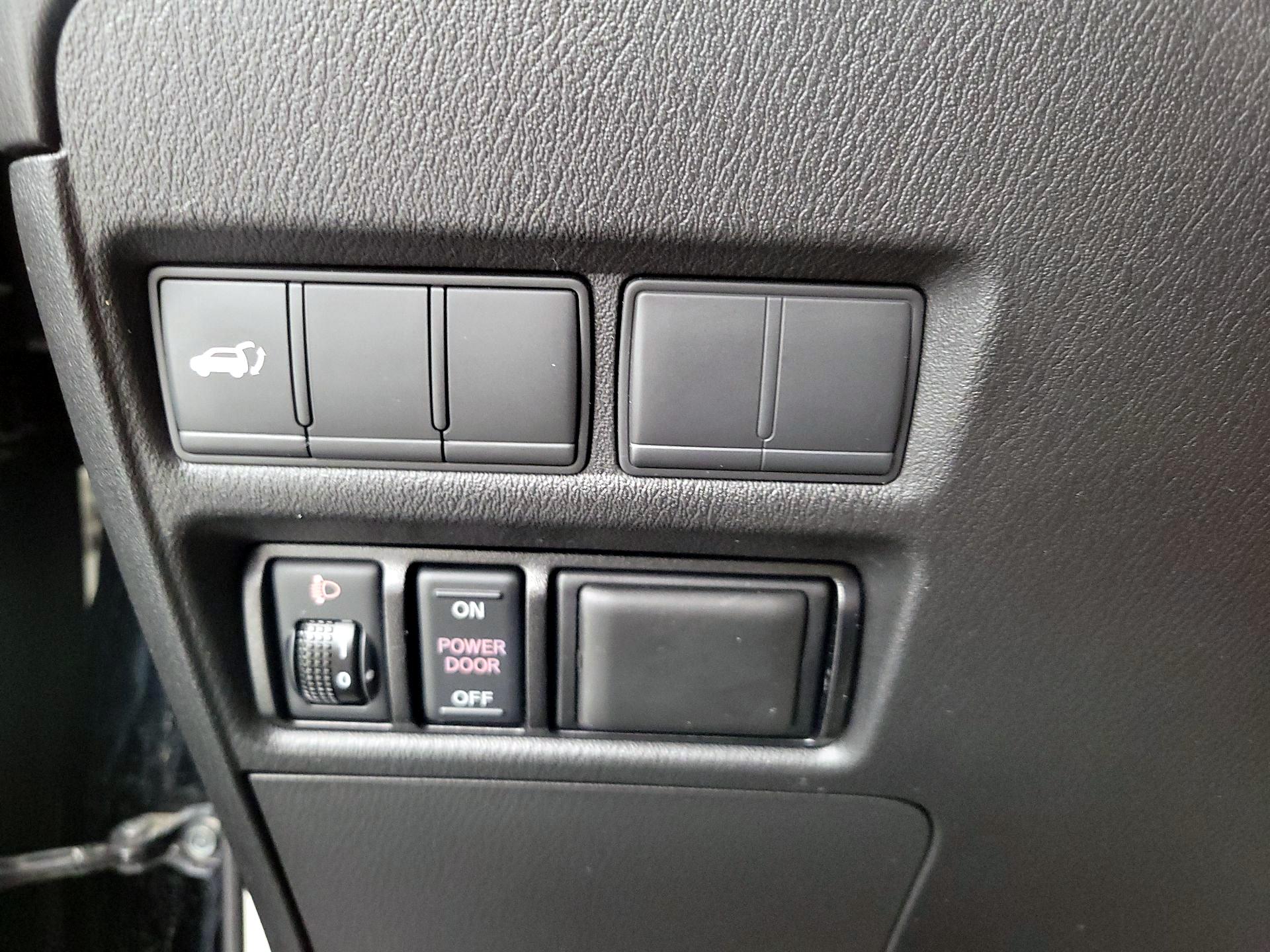 Thumbnail: 2018 Nissan Armada - 13