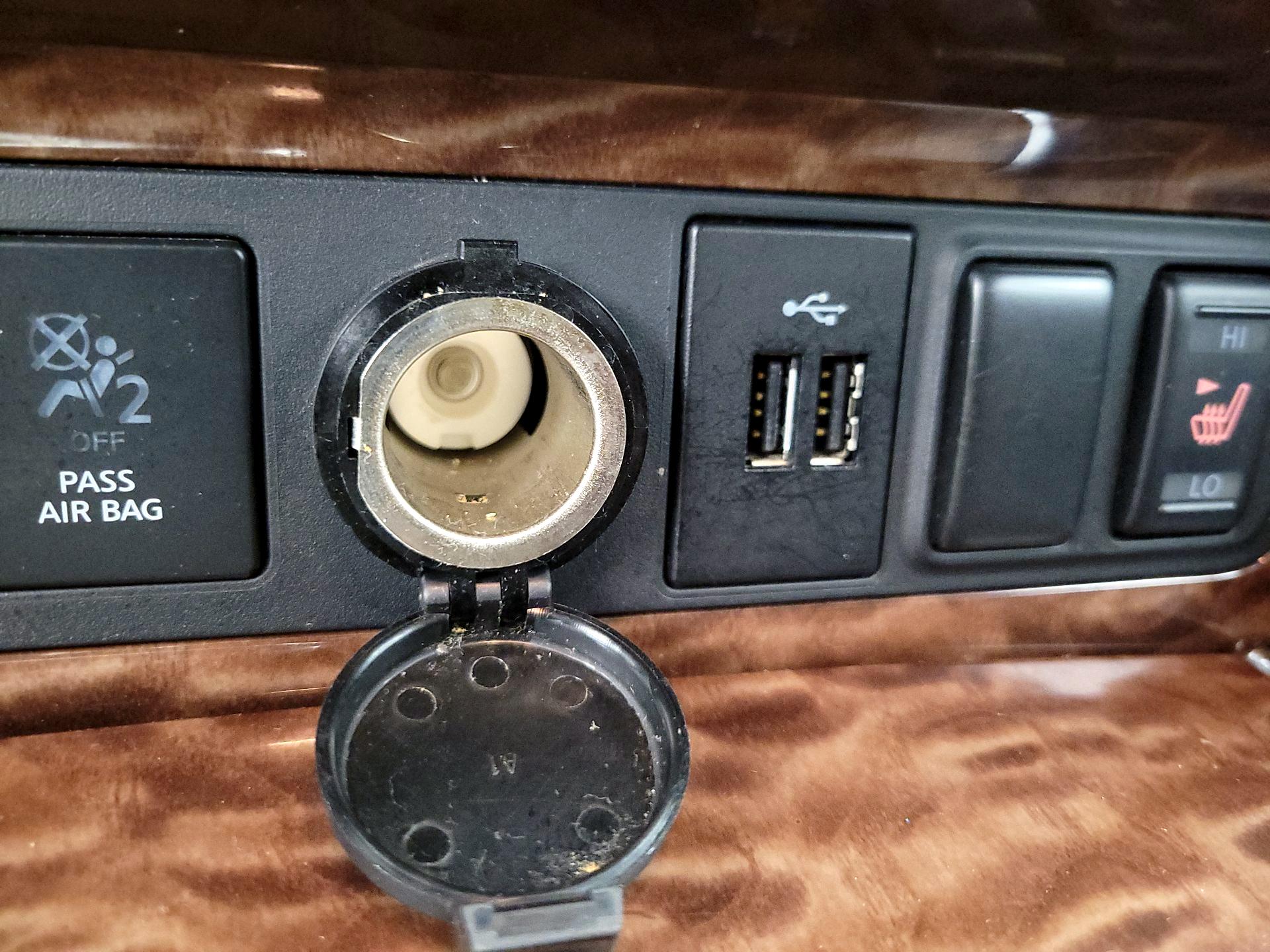 Thumbnail: 2018 Nissan Armada - 18