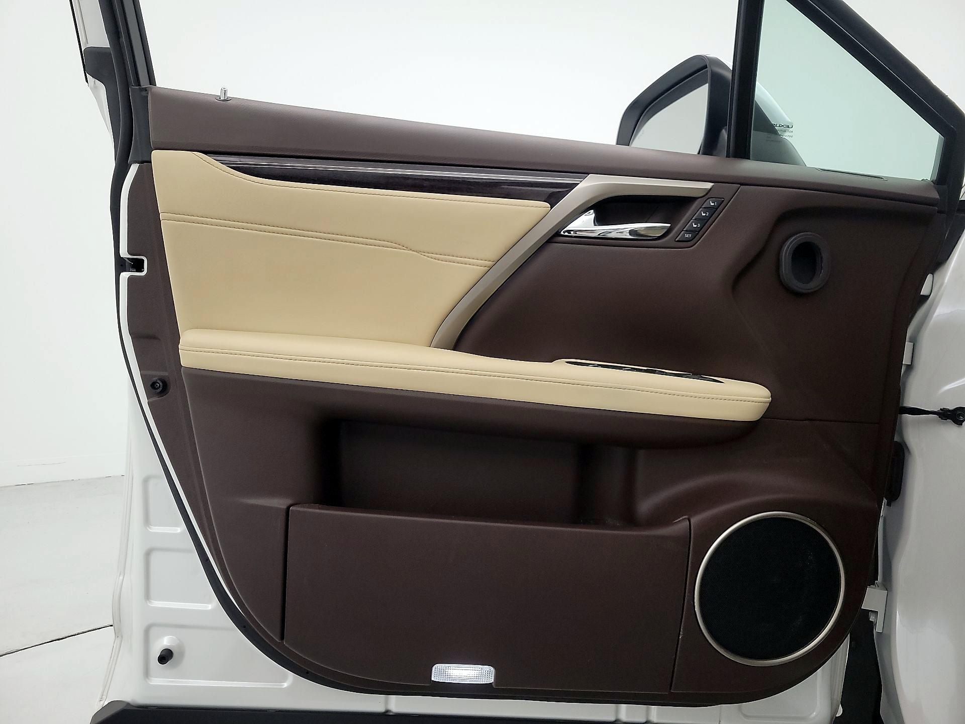 Thumbnail: 2018 Lexus RX - 12