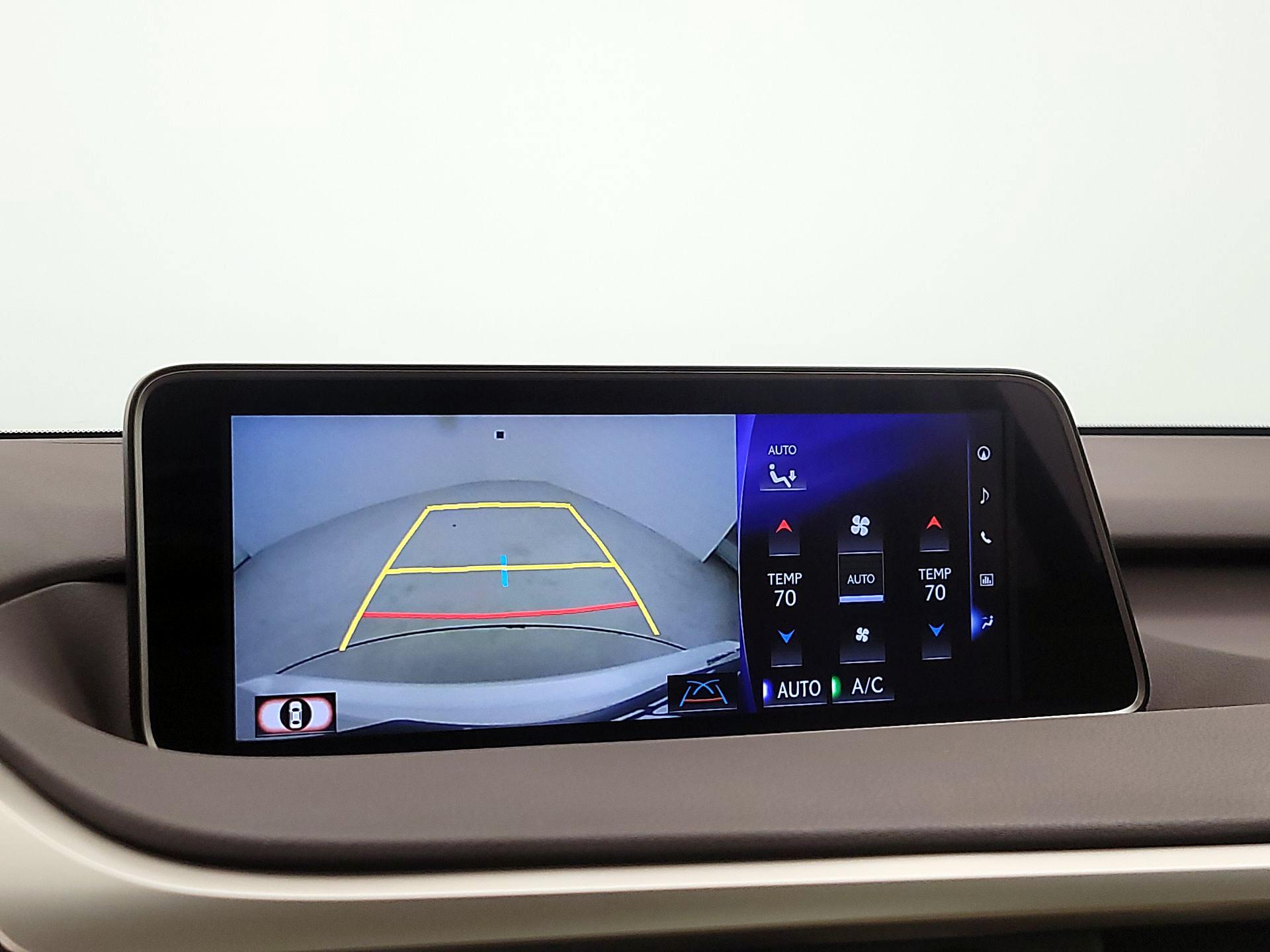 Thumbnail: 2018 Lexus RX - 15