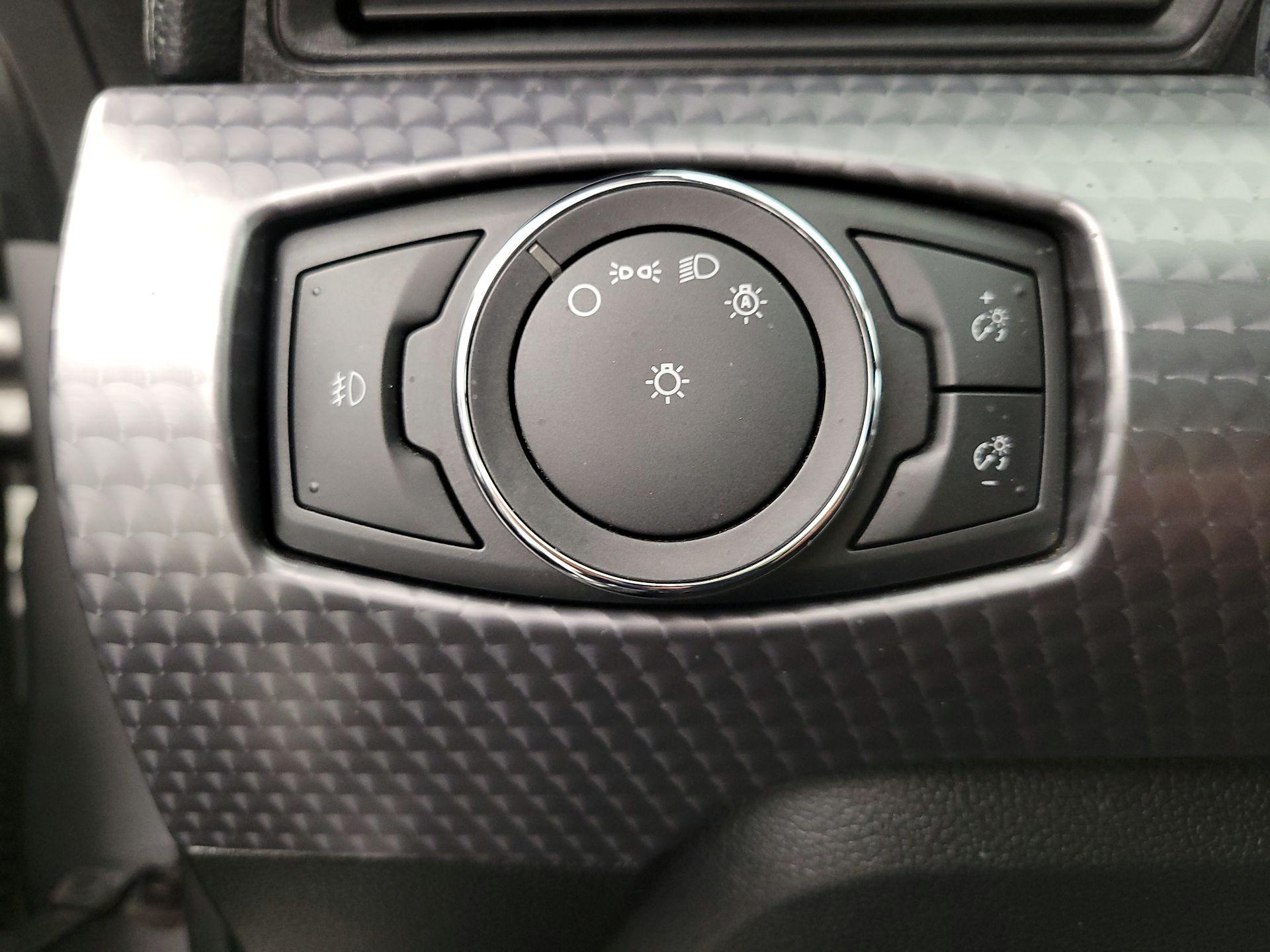 Thumbnail: 2015 Ford Mustang - 13