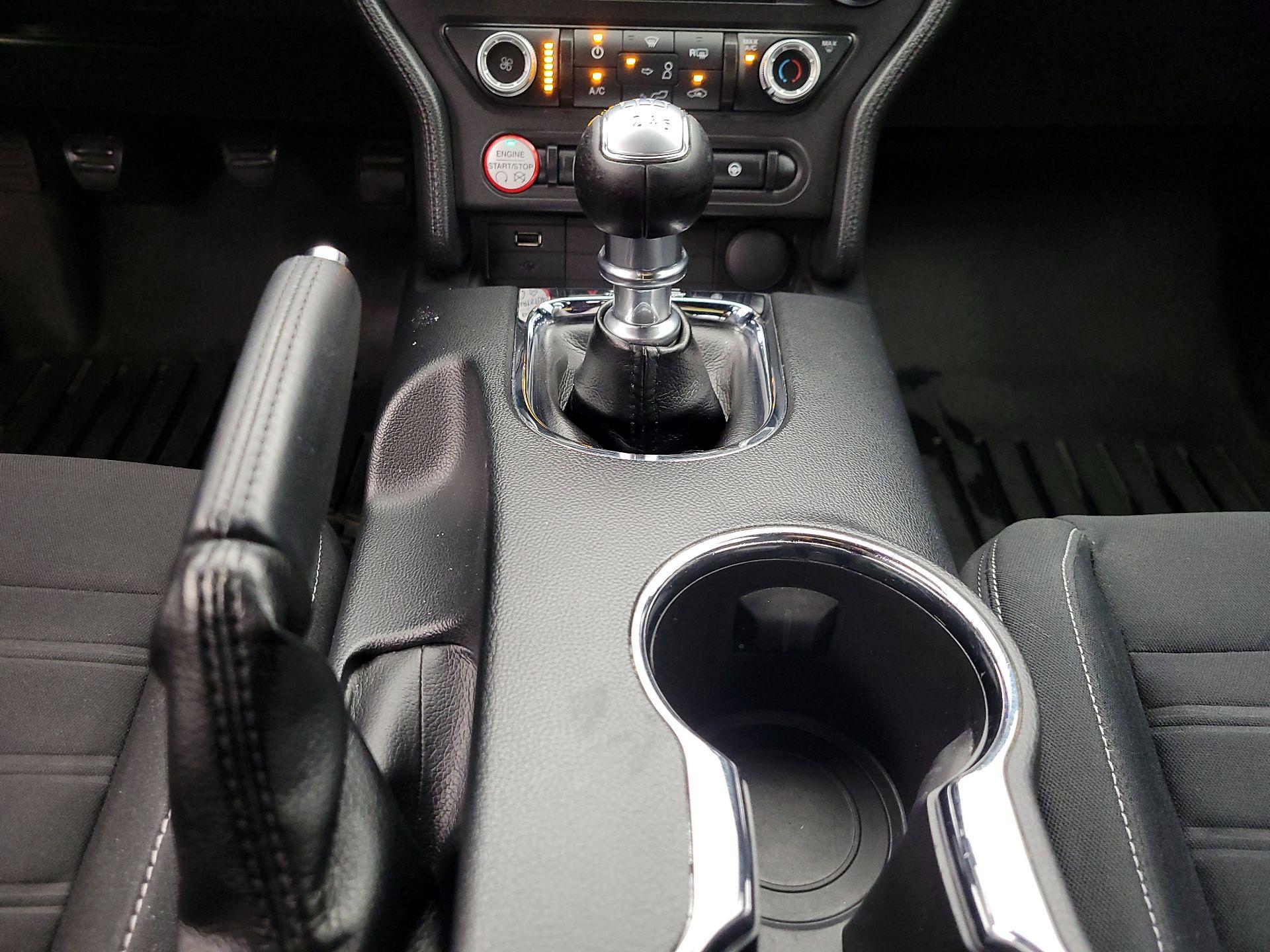 Thumbnail: 2015 Ford Mustang - 17