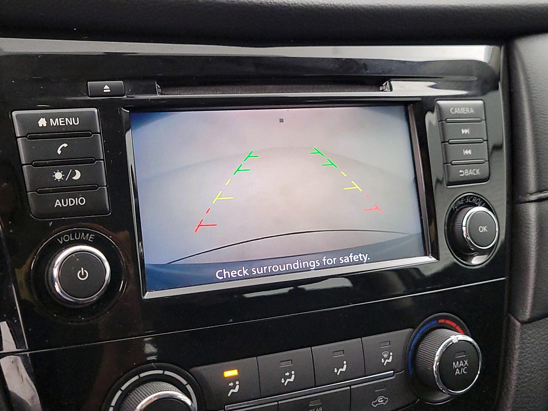 Thumbnail: 2018 Nissan Rogue - 14