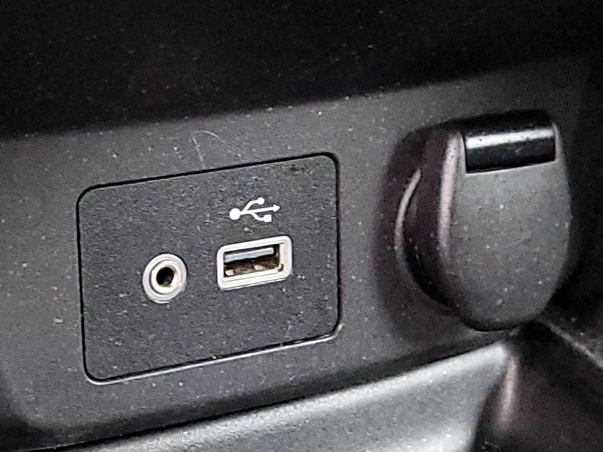 Thumbnail: 2018 Nissan Rogue - 18