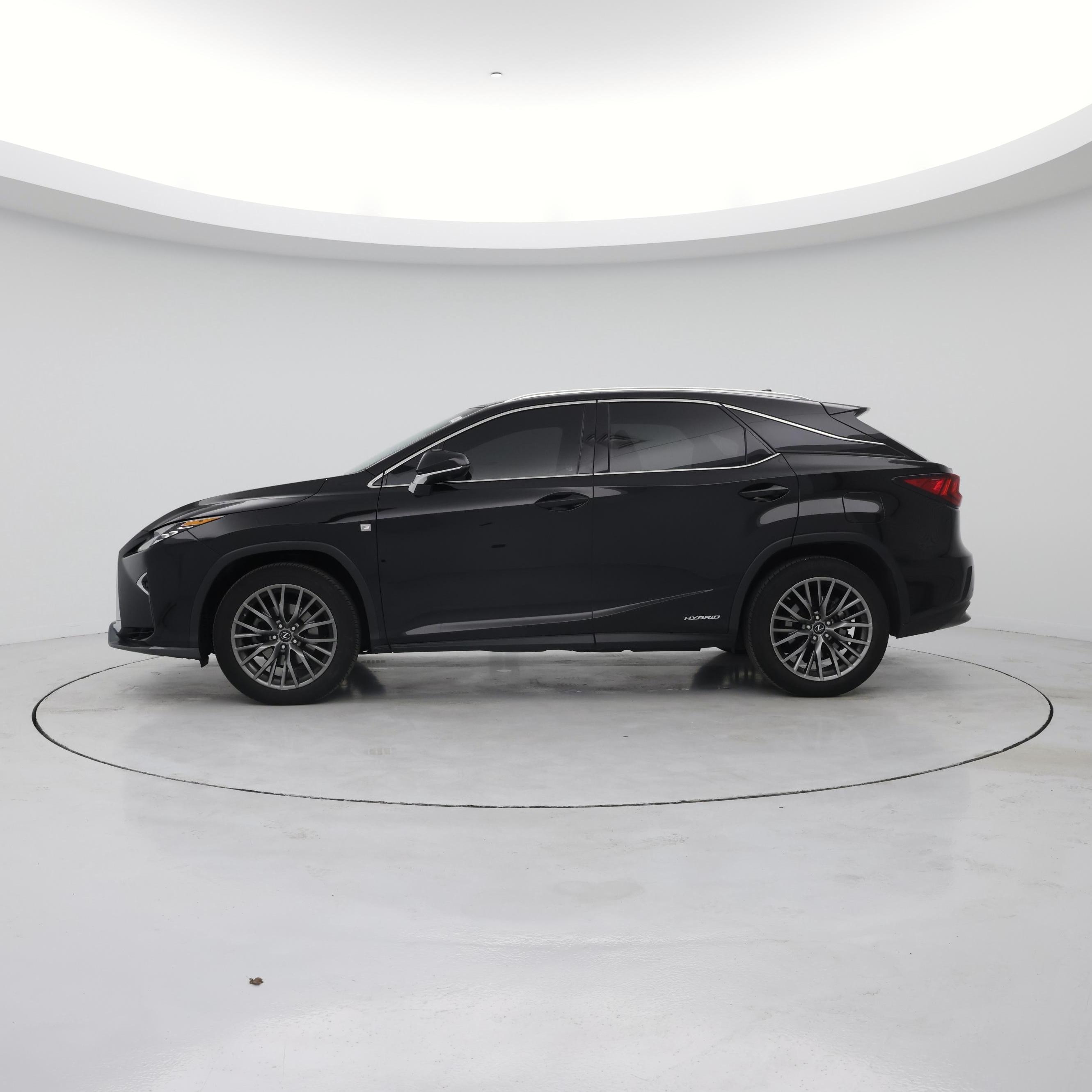 Thumbnail: 2019 Lexus RX - 3