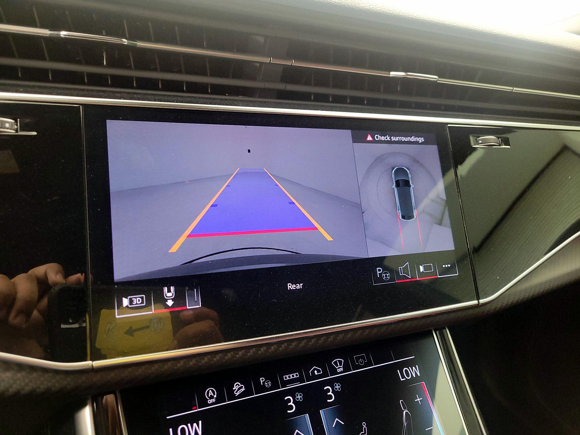 Thumbnail: 2024 Audi SQ8 - 15