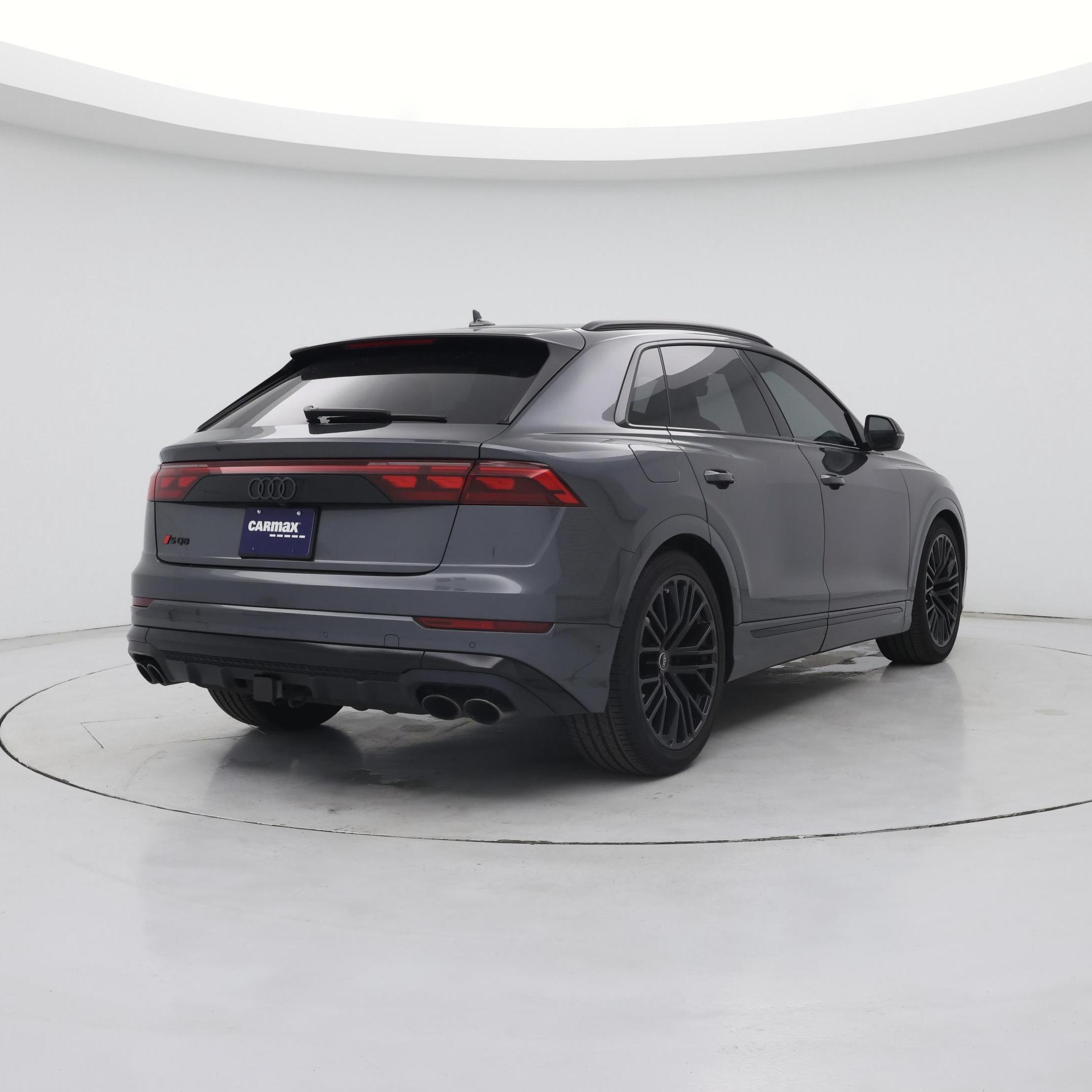 Thumbnail: 2024 Audi SQ8 - 8