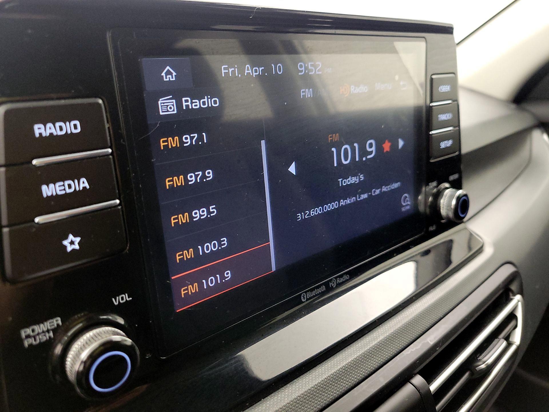 Thumbnail: 2023 Kia Seltos - 15