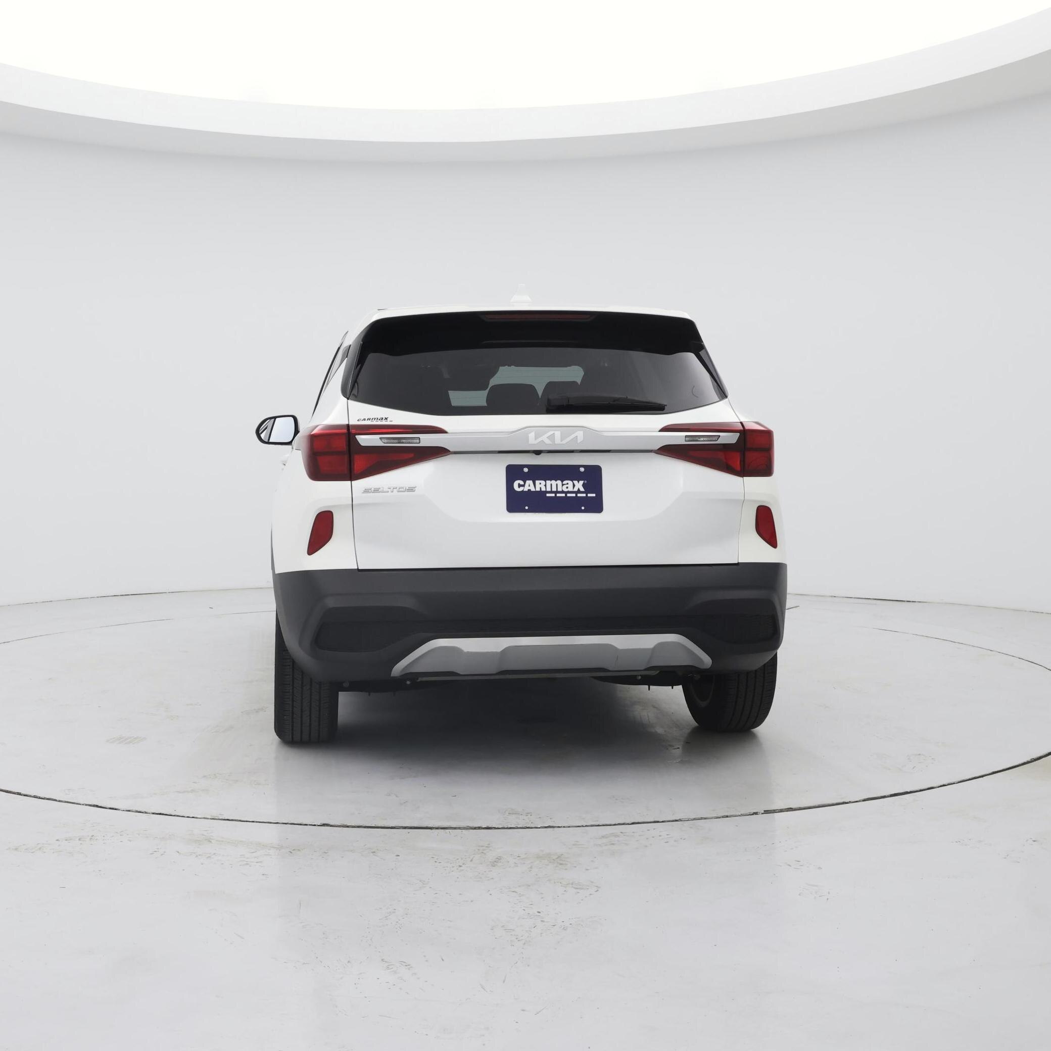 Thumbnail: 2023 Kia Seltos - 6