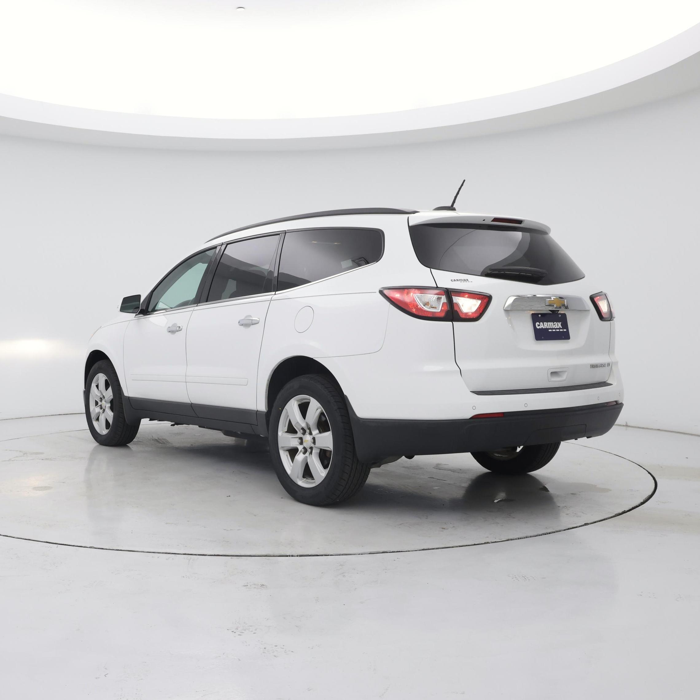 Thumbnail: 2016 Chevrolet Traverse - 2