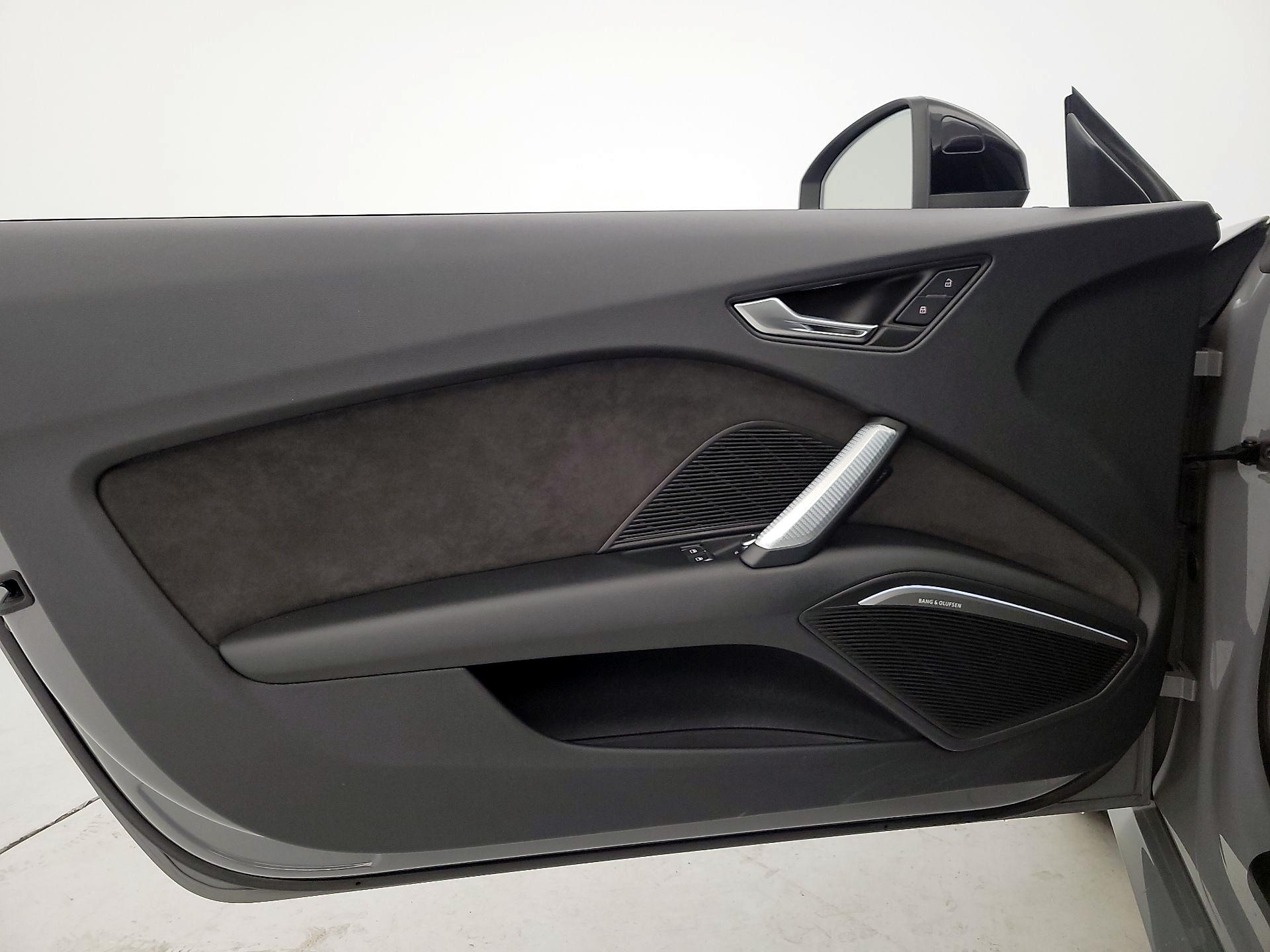 Thumbnail: 2018 Audi TT - 12