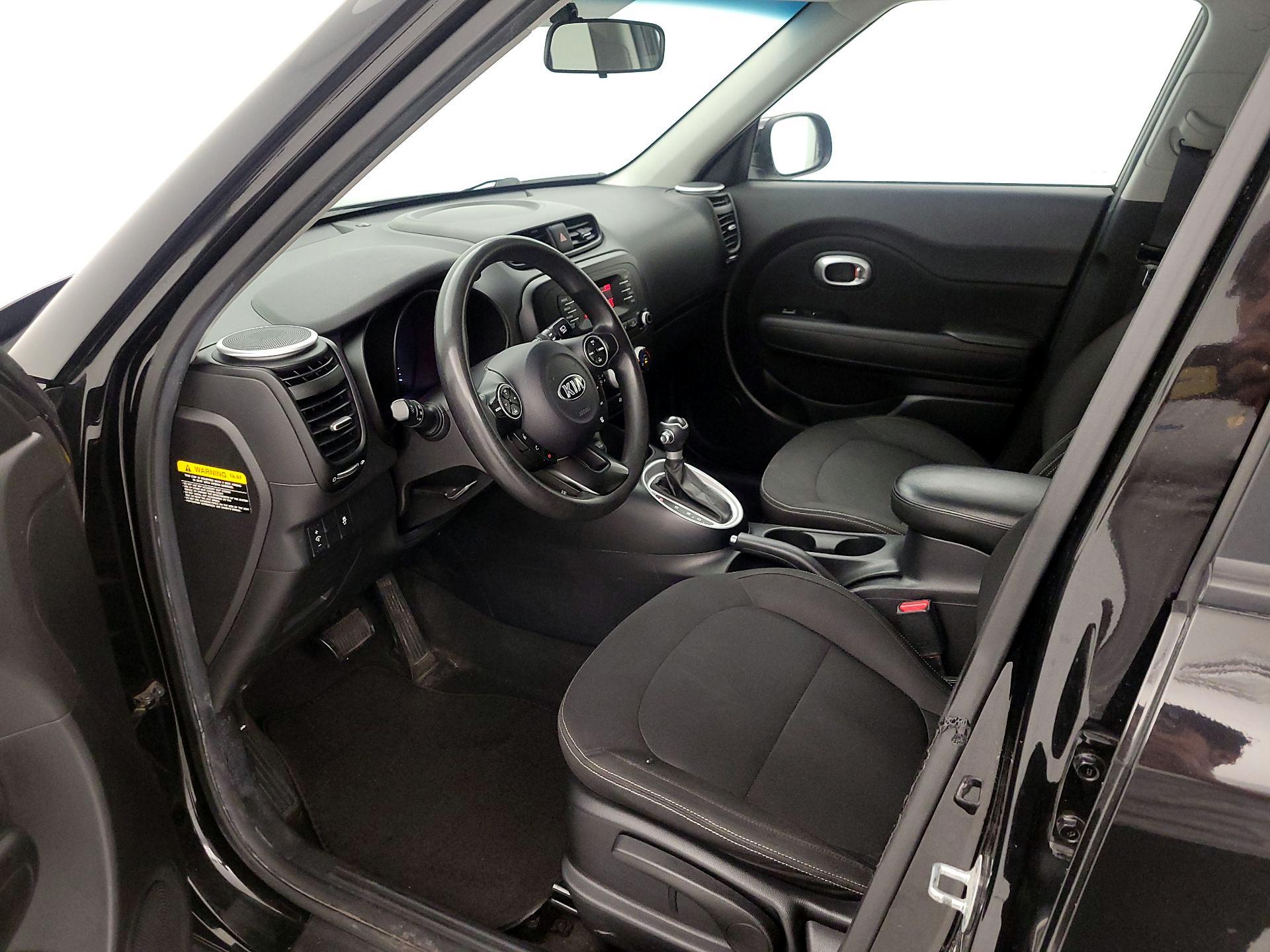 Thumbnail: 2015 Kia Soul - 11