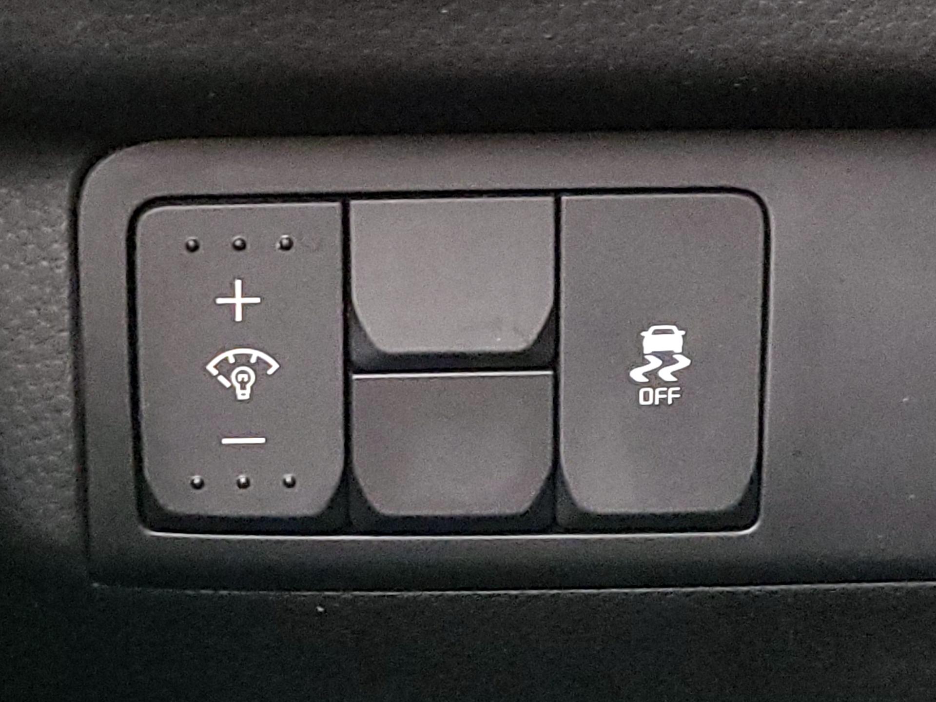 Thumbnail: 2015 Kia Soul - 13