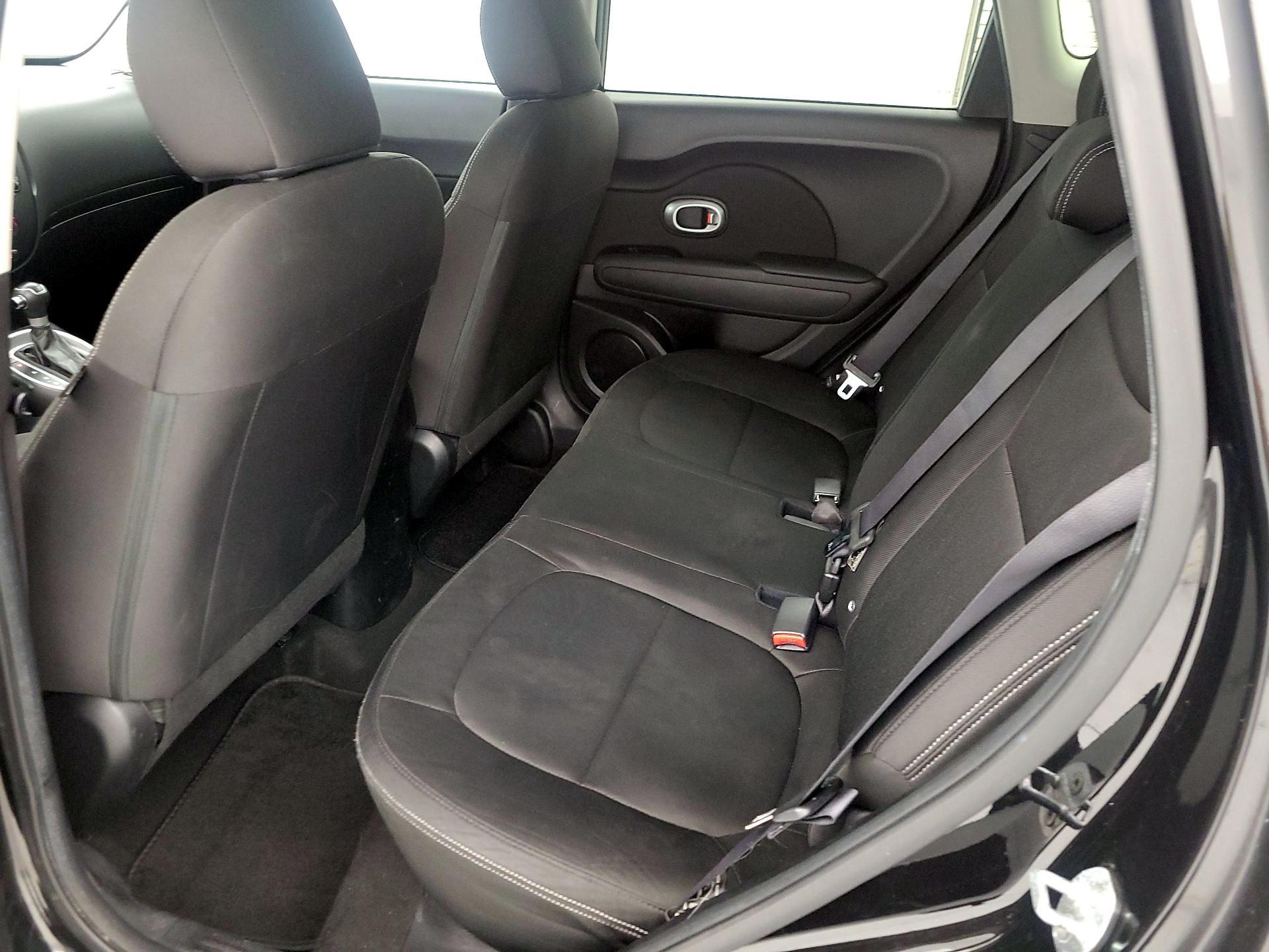 Thumbnail: 2015 Kia Soul - 18