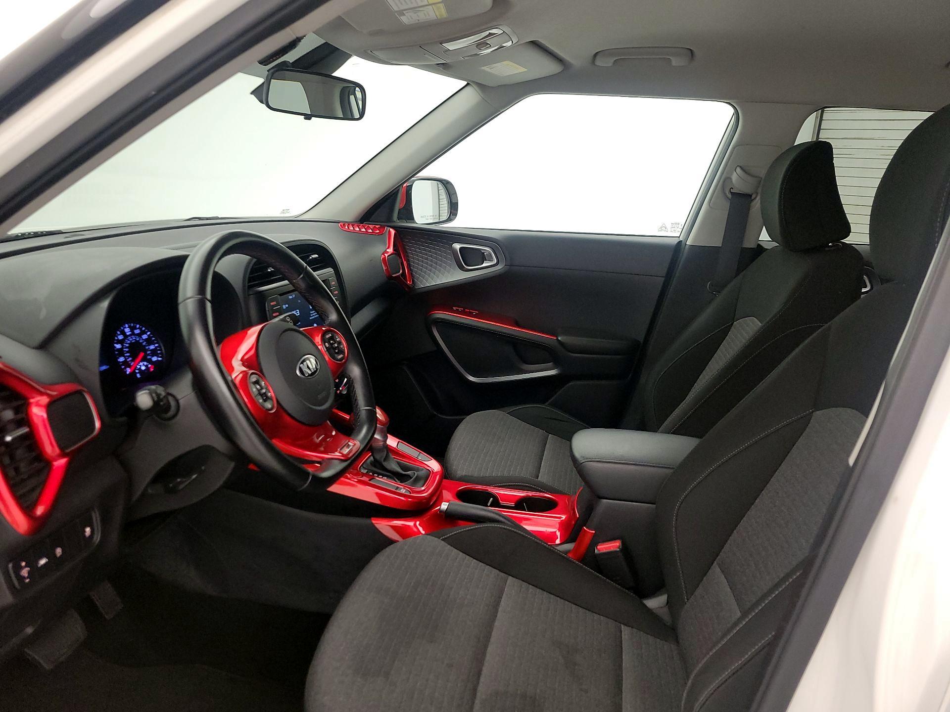 Thumbnail: 2020 Kia Soul - 11