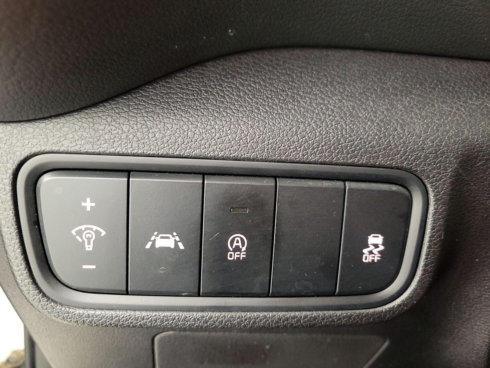 Thumbnail: 2020 Kia Soul - 13