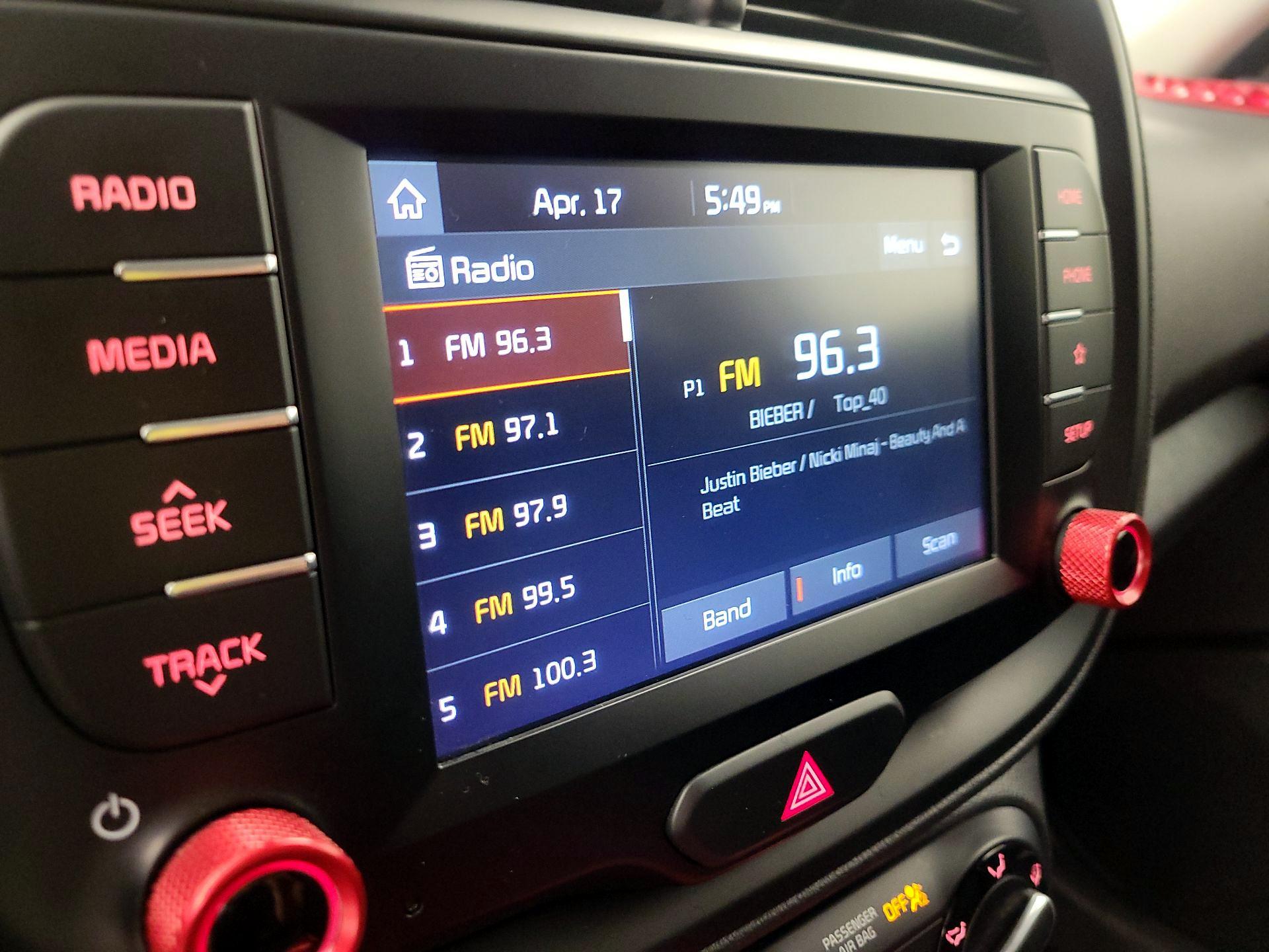 Thumbnail: 2020 Kia Soul - 15