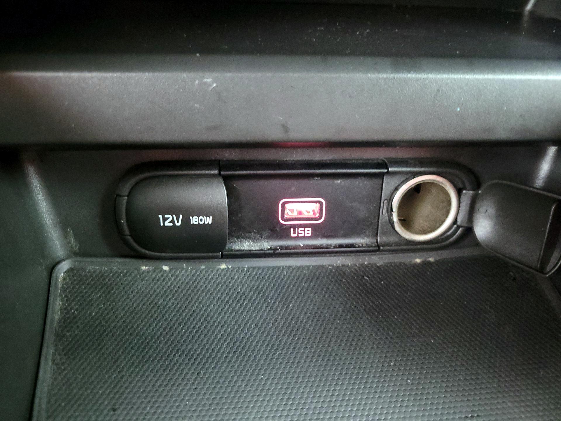 Thumbnail: 2020 Kia Soul - 18