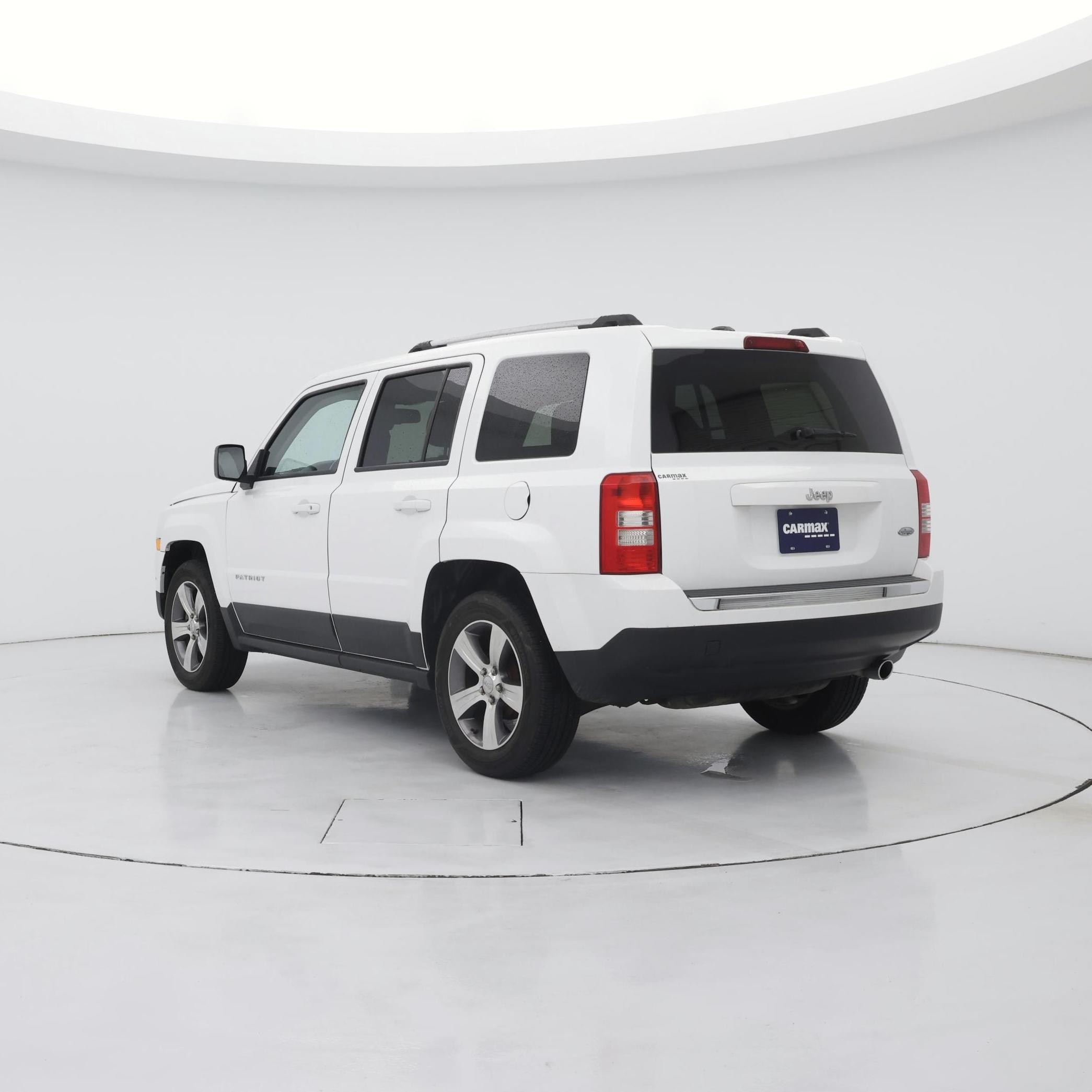 Thumbnail: 2017 Jeep Patriot - 2