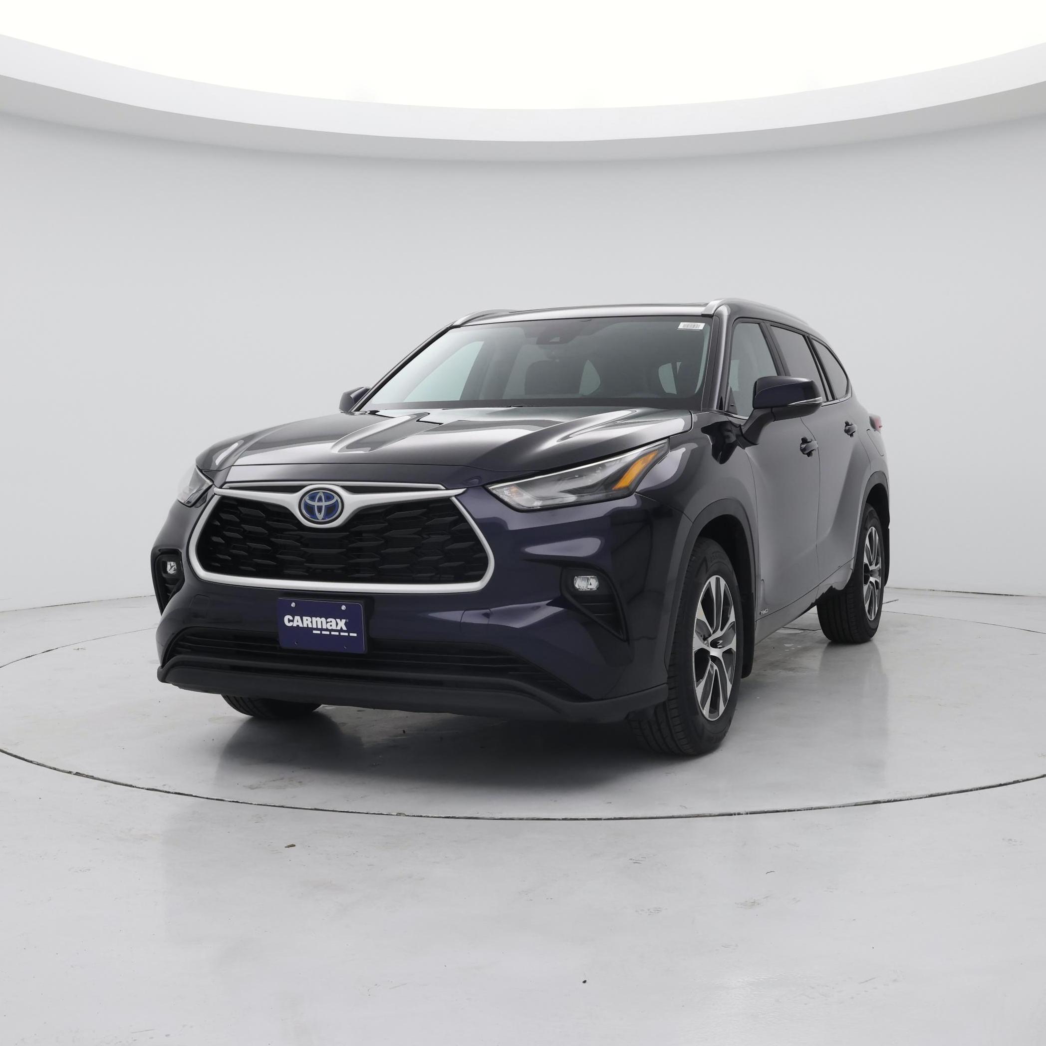 Thumbnail: 2023 Toyota Highlander - 4