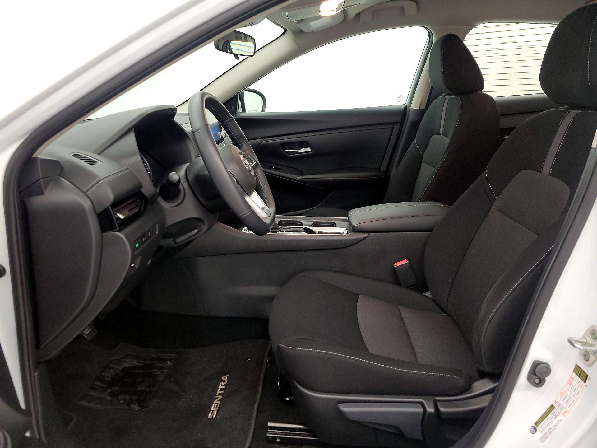 Thumbnail: 2023 Nissan Sentra - 11