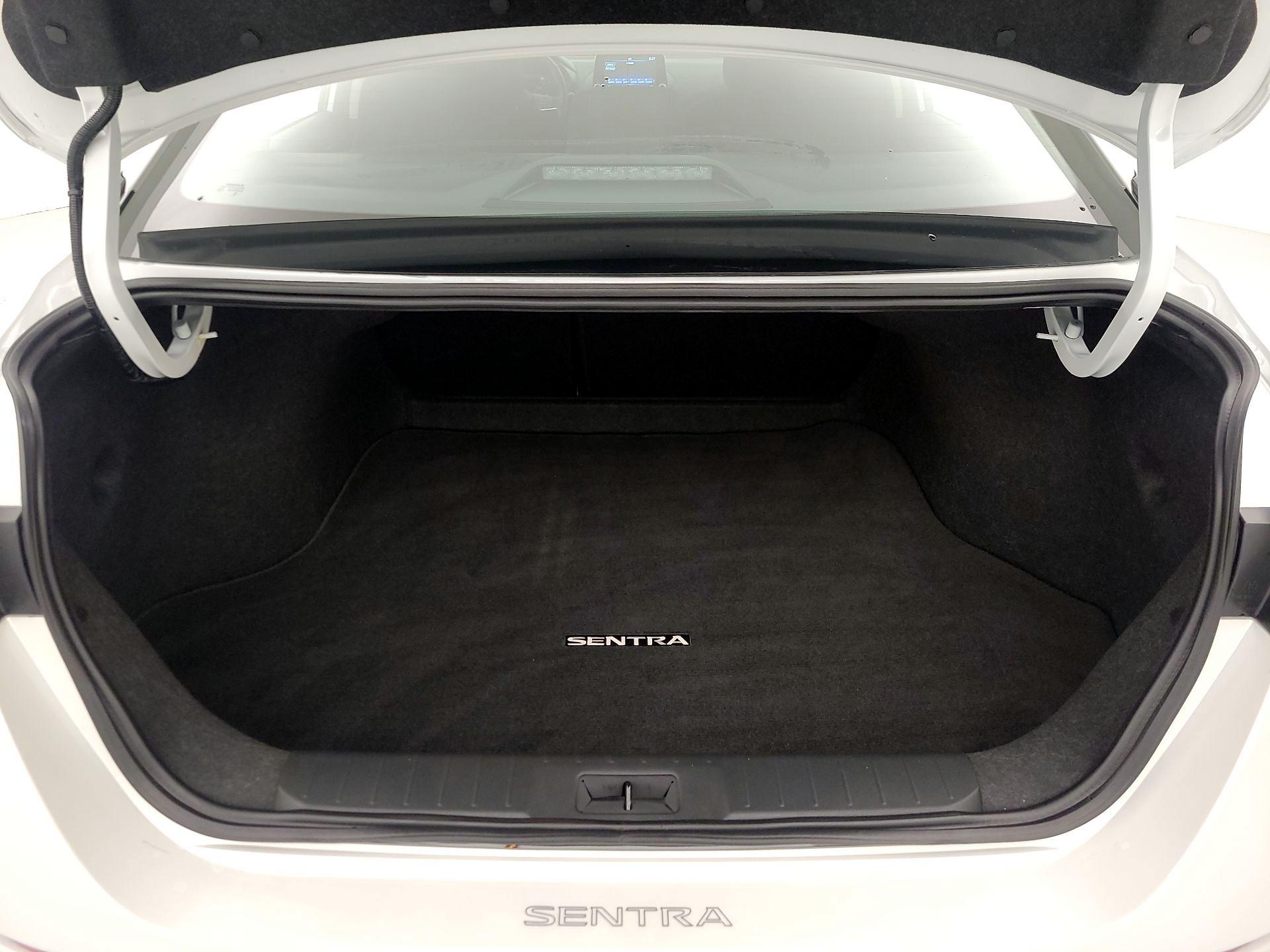 Thumbnail: 2023 Nissan Sentra - 20