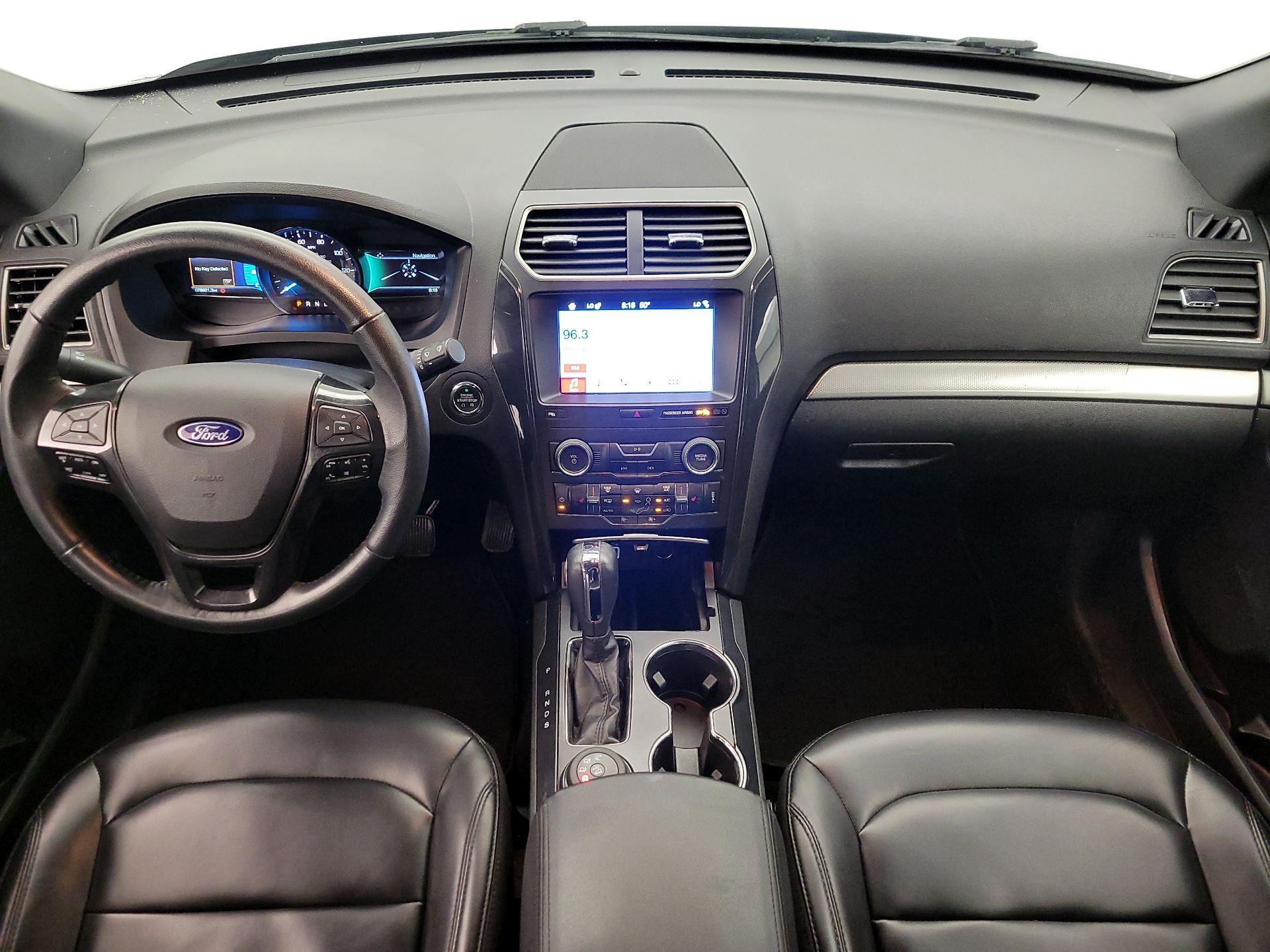 Thumbnail: 2019 Ford Explorer - 9