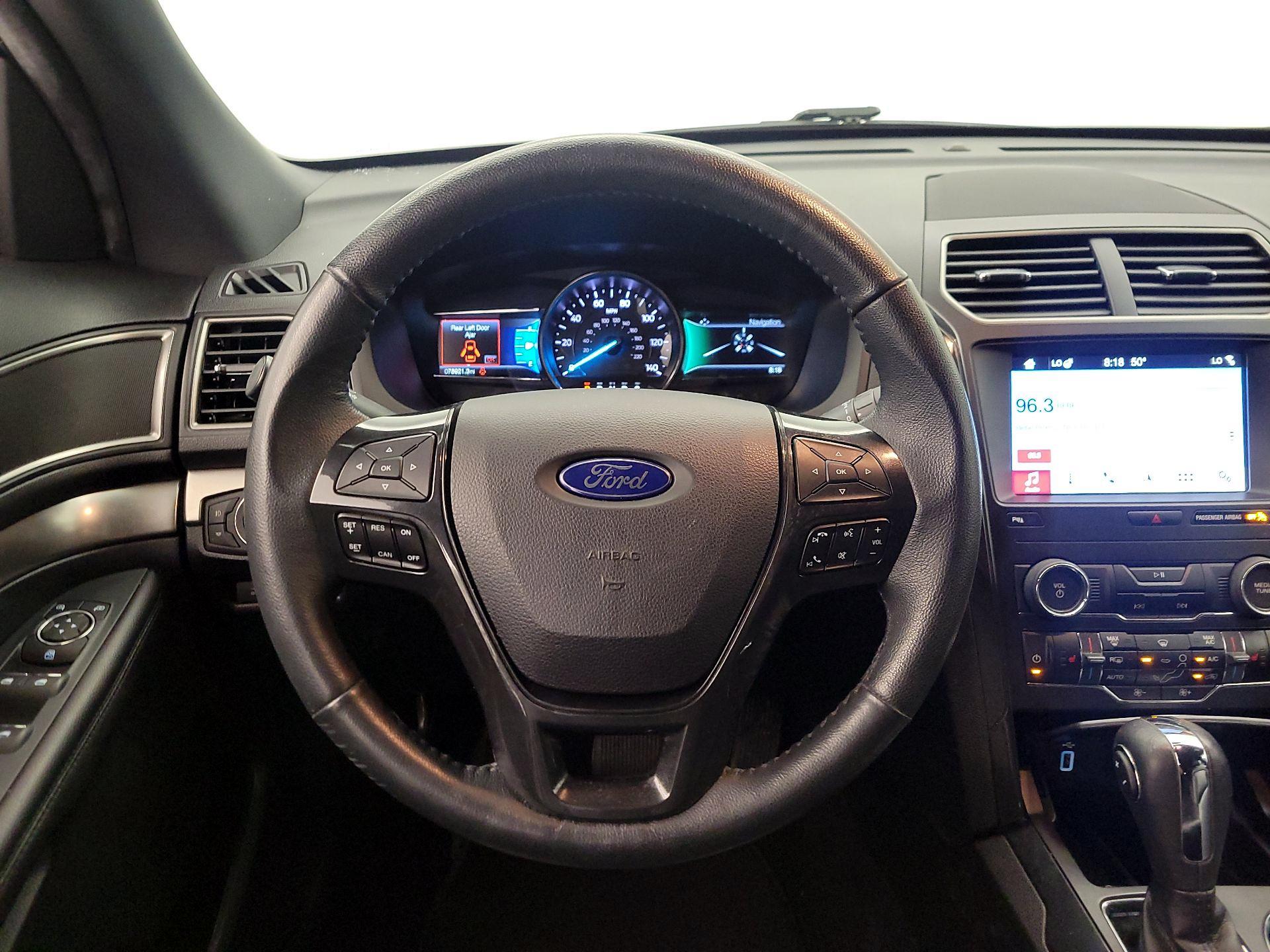 Thumbnail: 2019 Ford Explorer - 10